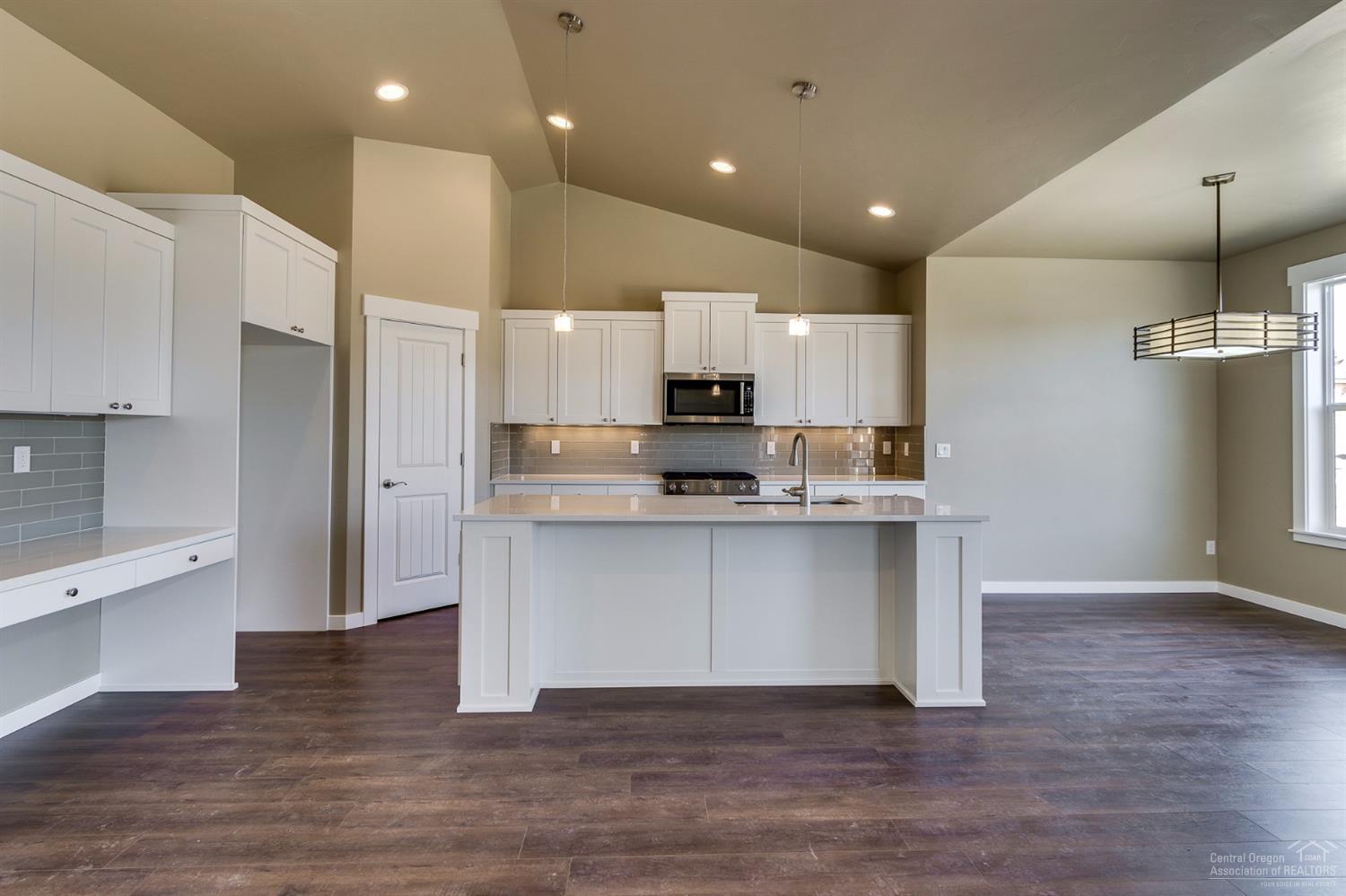 Forked Horn Butte - Residential