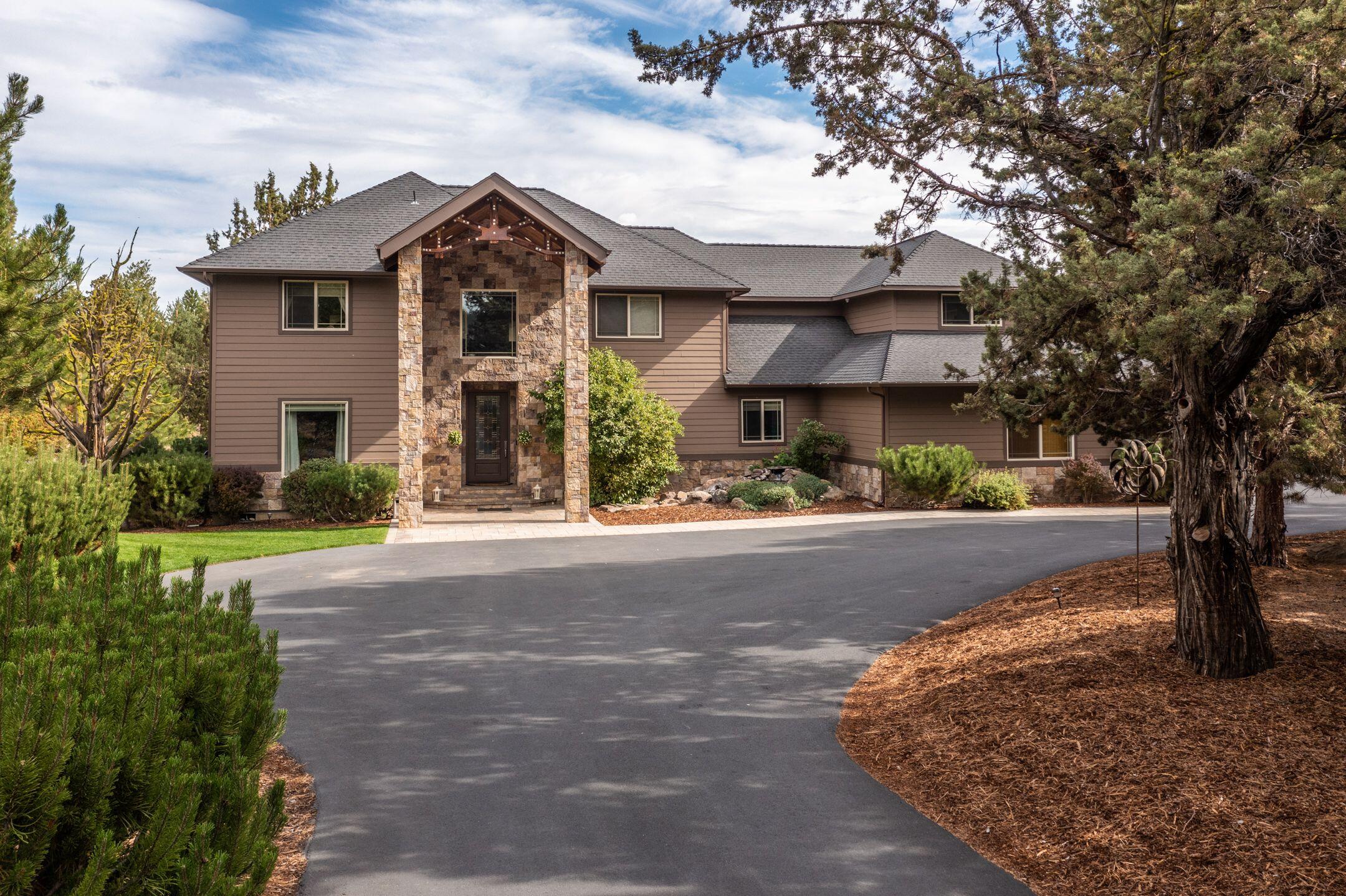 Eagle Crest - Residential