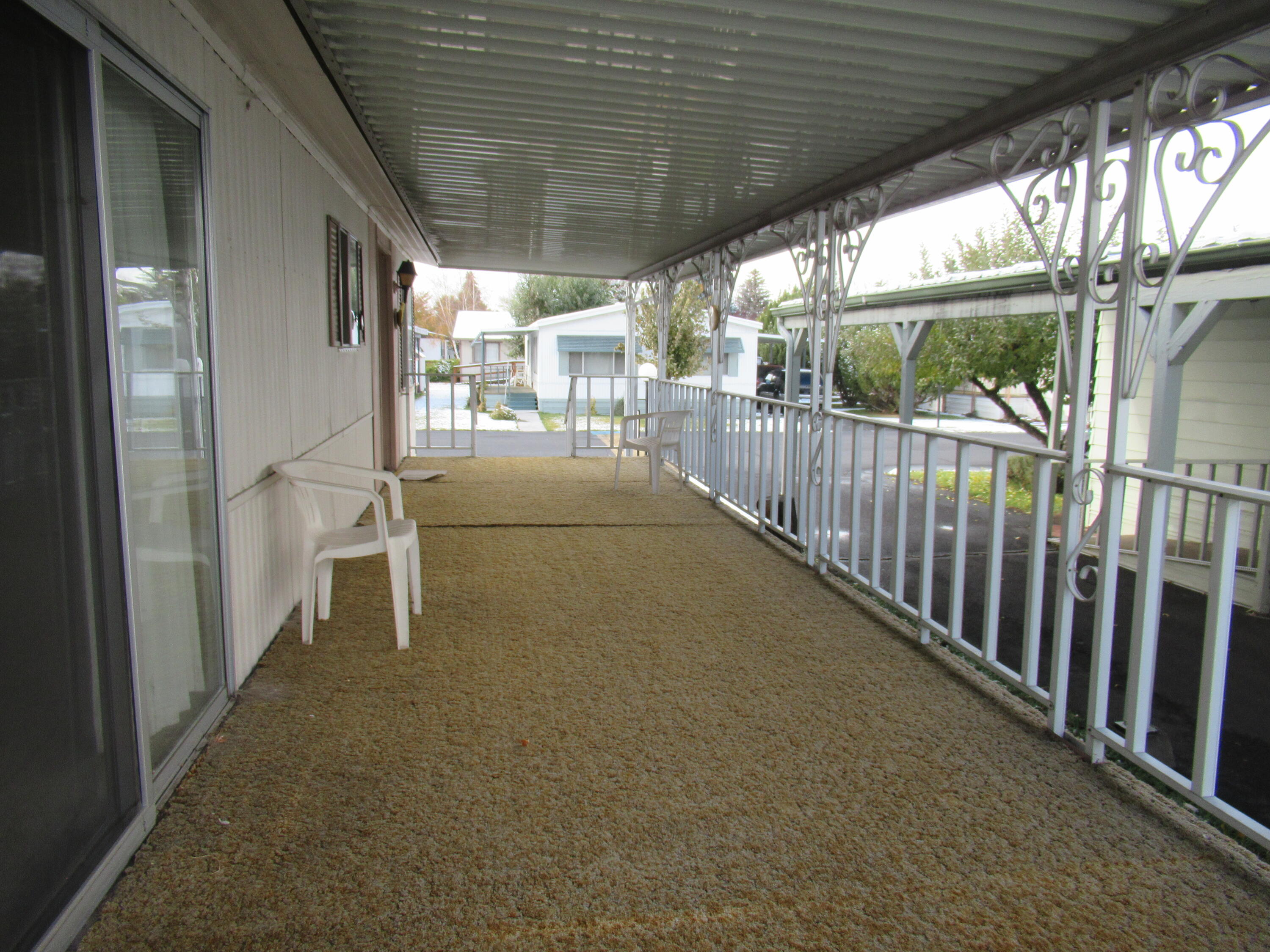 Summers Lane Homes - Residential