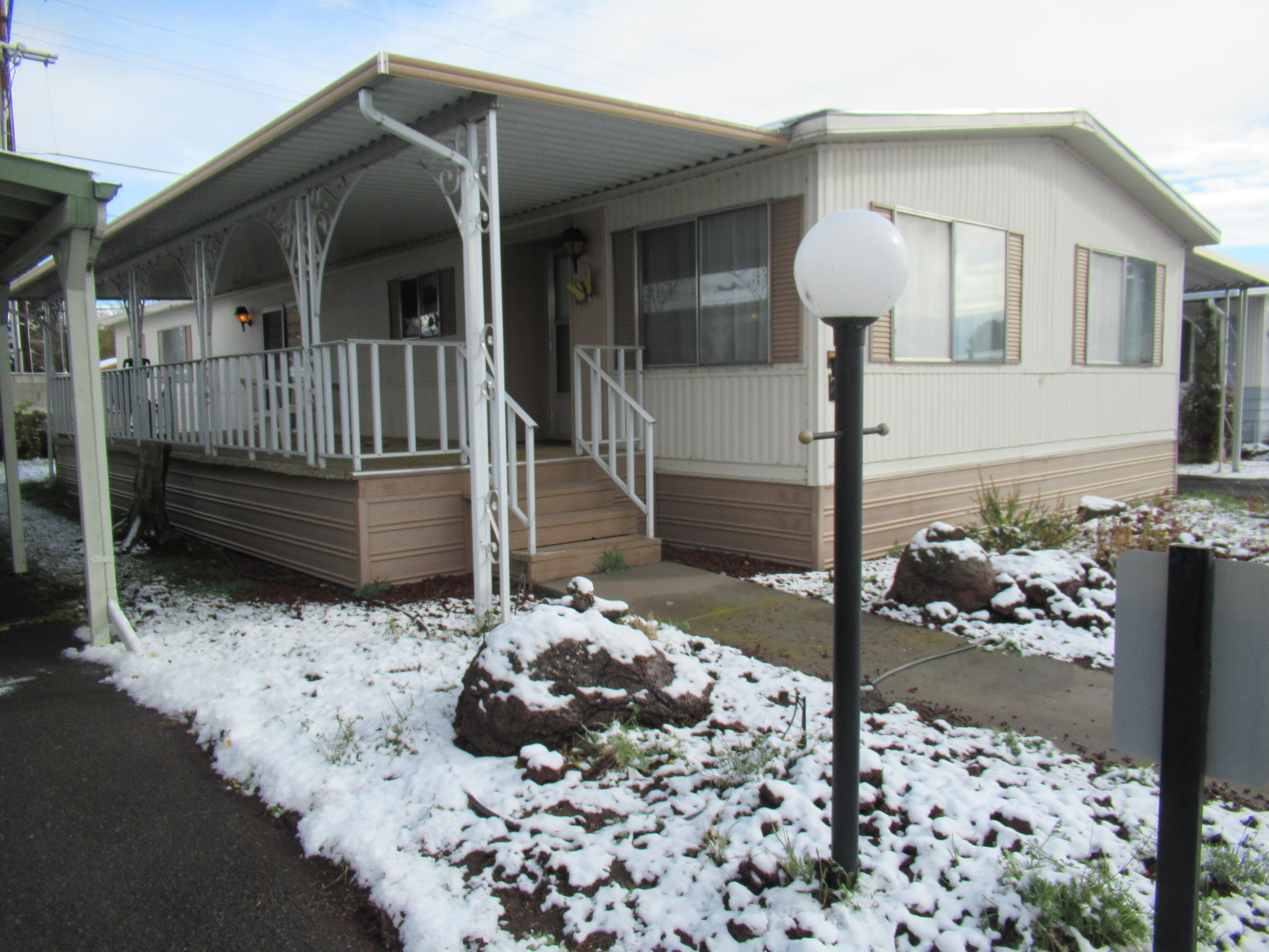 Summers Lane Homes - Residential