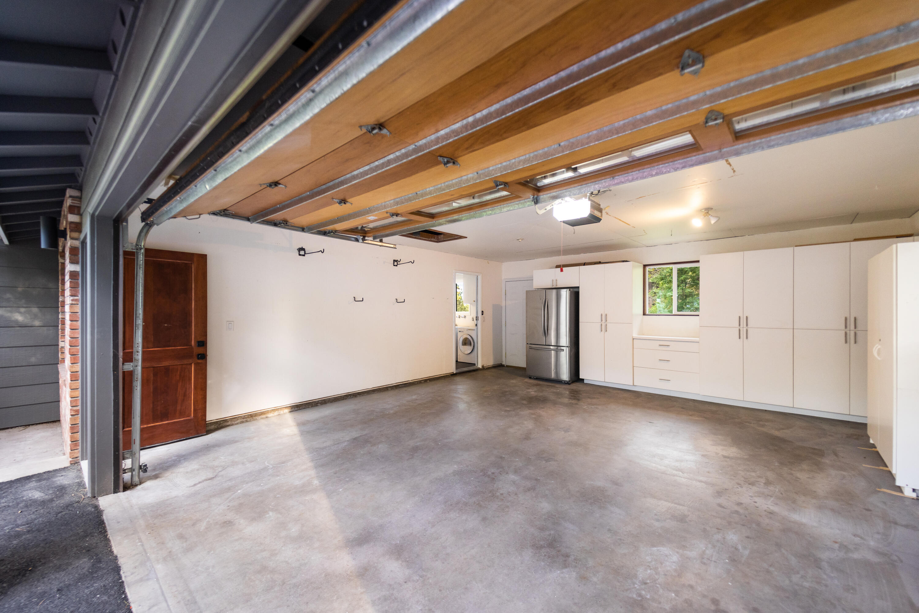 Pine West - Residential