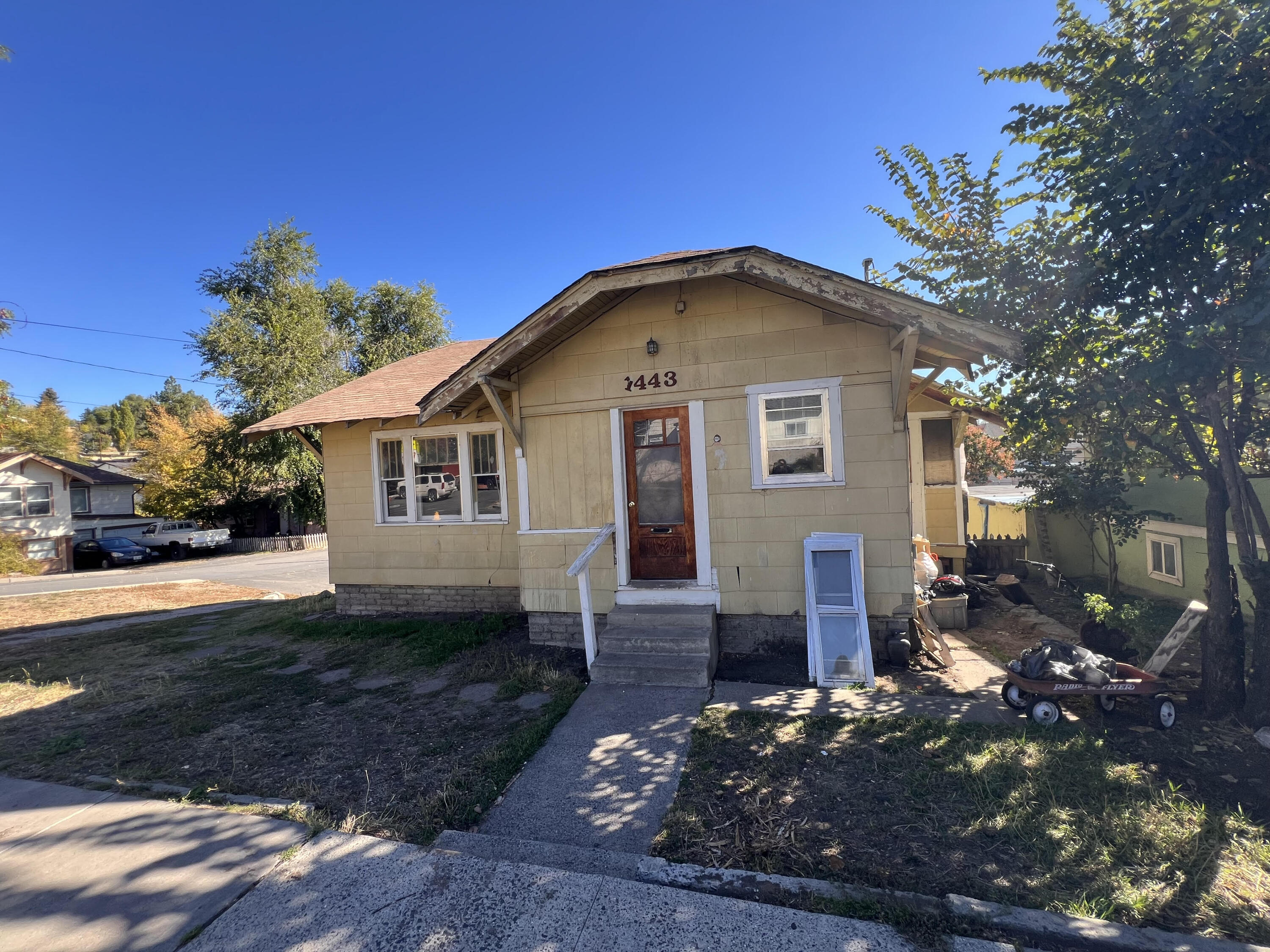 Unique opportunity in Klamath Falls! Two homes on one lot: one home has two bedrooms and one bath, the other has one bedroom and one bath, sold as-is. Perfect for investors, rental income, or multi-generational living. Convenient location at 1443 Oregon Ave & 912 Fulton St. Don't miss this versatile property!