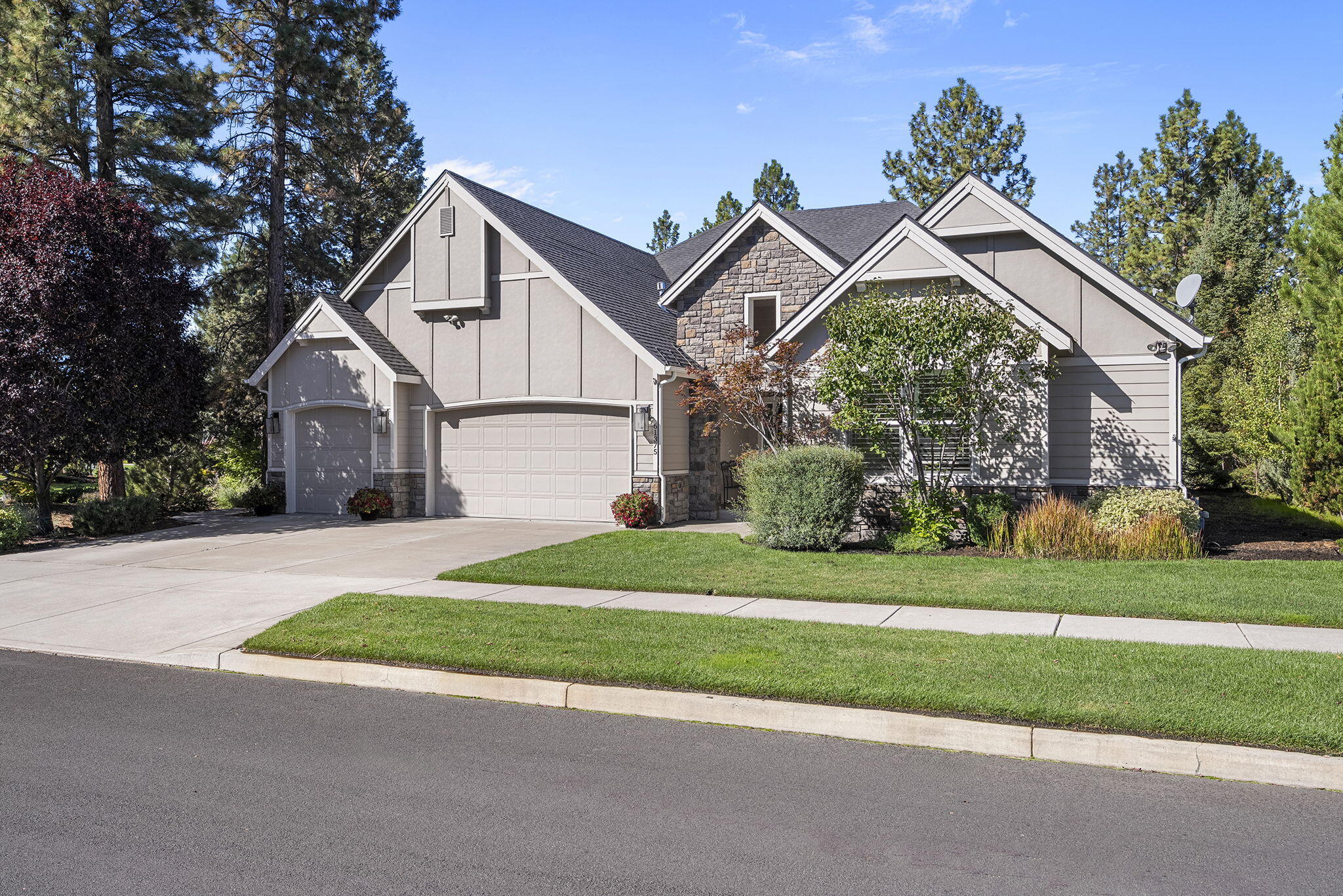 River Canyon Estates - Residential