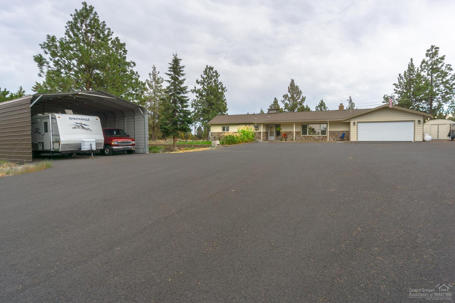 Cline Falls Oasis - Residential