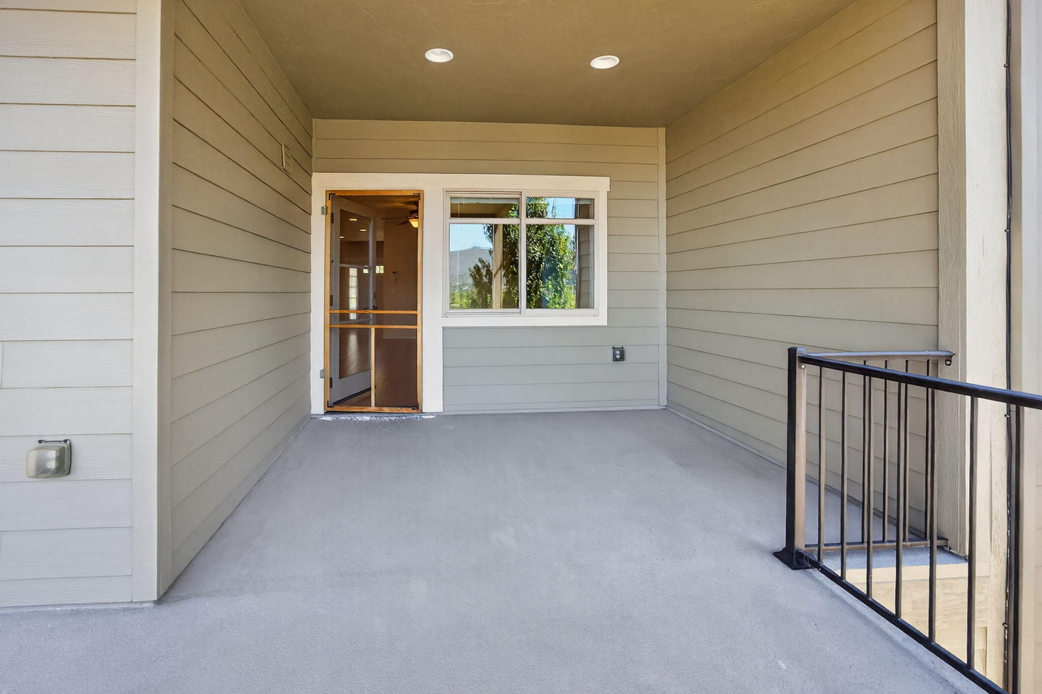 Meadowbrook Park II At North Mountain - Residential