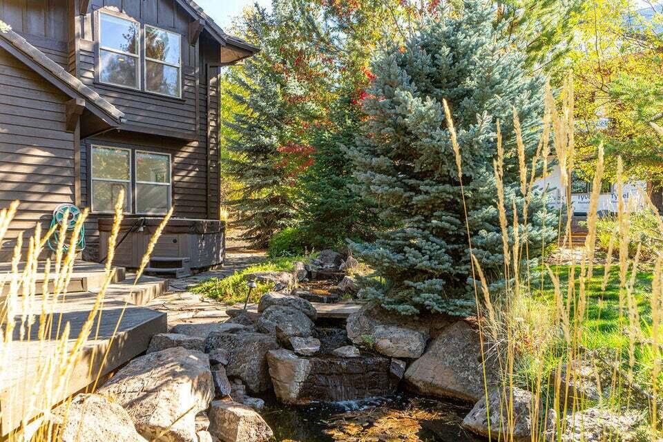 Skyliner Summit - Residential