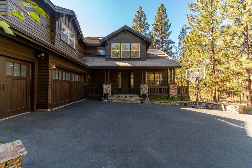 Skyliner Summit - Residential