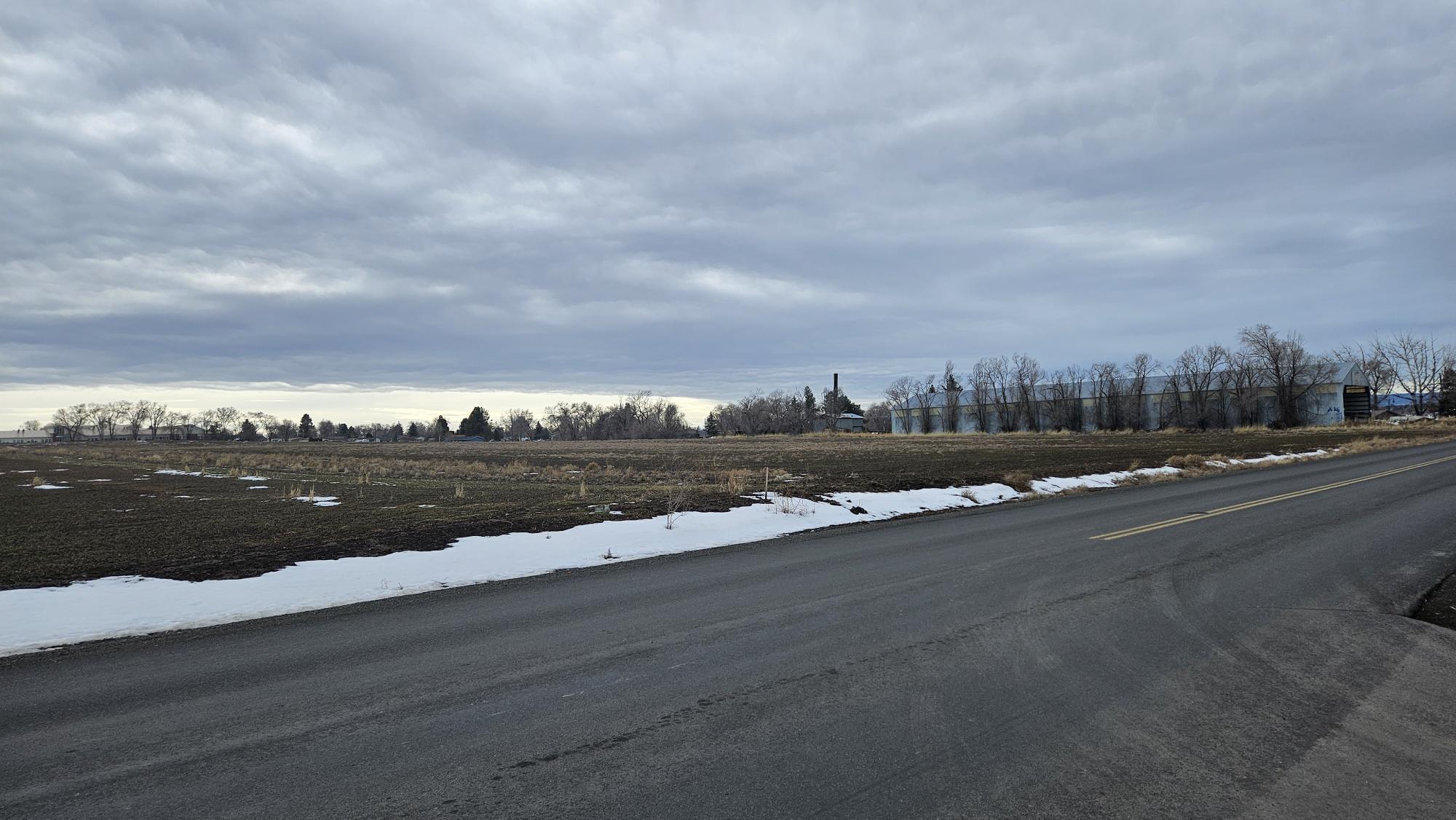4.80 Acre Residential R-3 Land inside Metolius City Limits.  Public paved street access (County Road Dover Lane), utilities in street or adjacent, sewer, water, electrical etc.    Located in Metolius, Oregon, 3 miles south of Madras and 4 miles north of Culver on Oregon Hwy 361.   Metolius is home to a small grade school K-6 Metolius Elementary School.   Perfect property for a small subdivision for any size builder.   R-3 offers flexibility in the zoning code, be creative.    The property is flat, minimal excavation required, this property was part of a farm historically.   

The owner will consider a contract and carry a loan on approved buyers.   Call agent today for additional information.