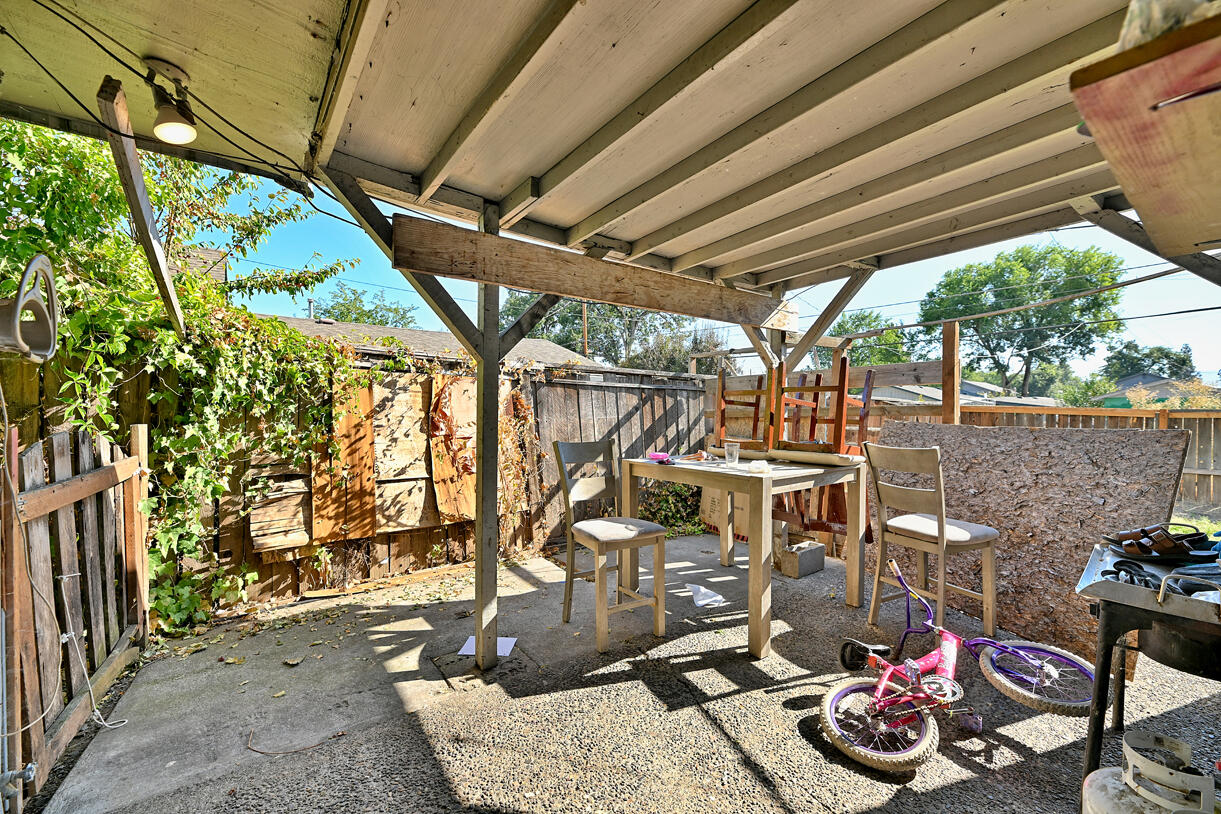 Laurel Park - Residential Income