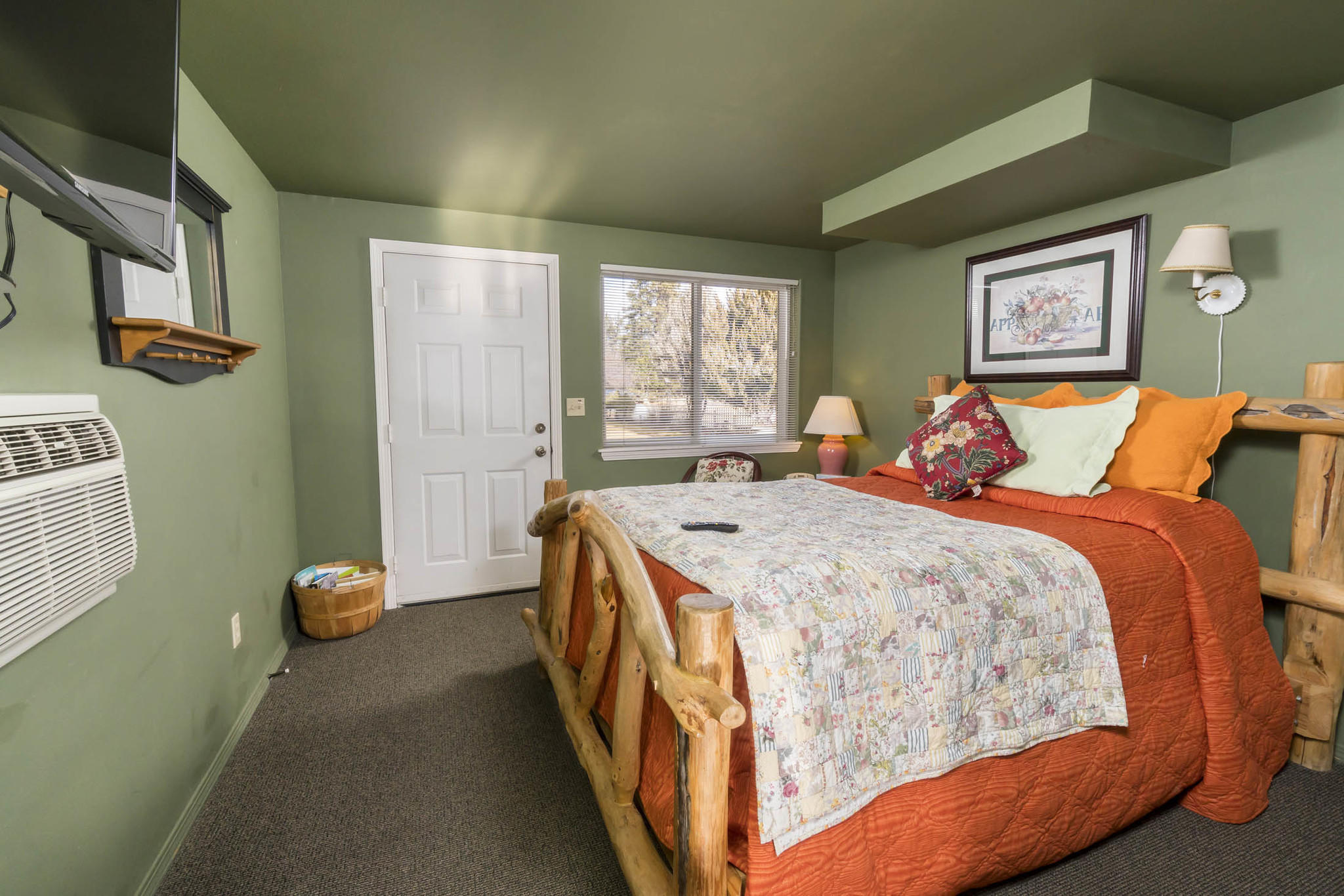New Sisters Village - Commercial Sale