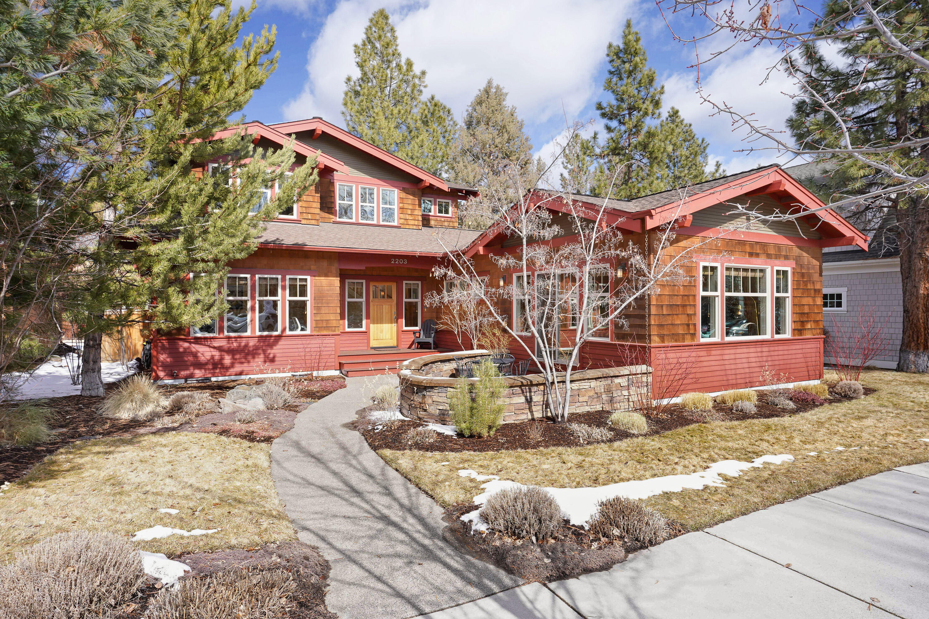 Welcome home to one of the most coveted locations in the established neighborhood of Northwest Crossing. Nestled on a tree-lined street, this 2559 sq. ft. urban oasis
built by Greg Welch Construction provides you with an immaculate, well cared for home that allows you to live in the heart of the neighborhood. This three bedroom, two
and a half bathroom home has sensational windows and allows for ample amounts of natural light to brighten up the day. The primary luxury bath features marble floors,
counter tops, and shower. Solid core doors and hardwood floors point to the quality construction and finishes. The kitchen is open to the dining and living room for a true
great room feel. The office/ 4th bedroom space is perfect for the professional who likes the efficiency of working from home. The private, landscaped and fenced backyard
offers plenty of outdoor living space for entertaining. You'll be a short distance to all the shops, restaurants and businesses you need.