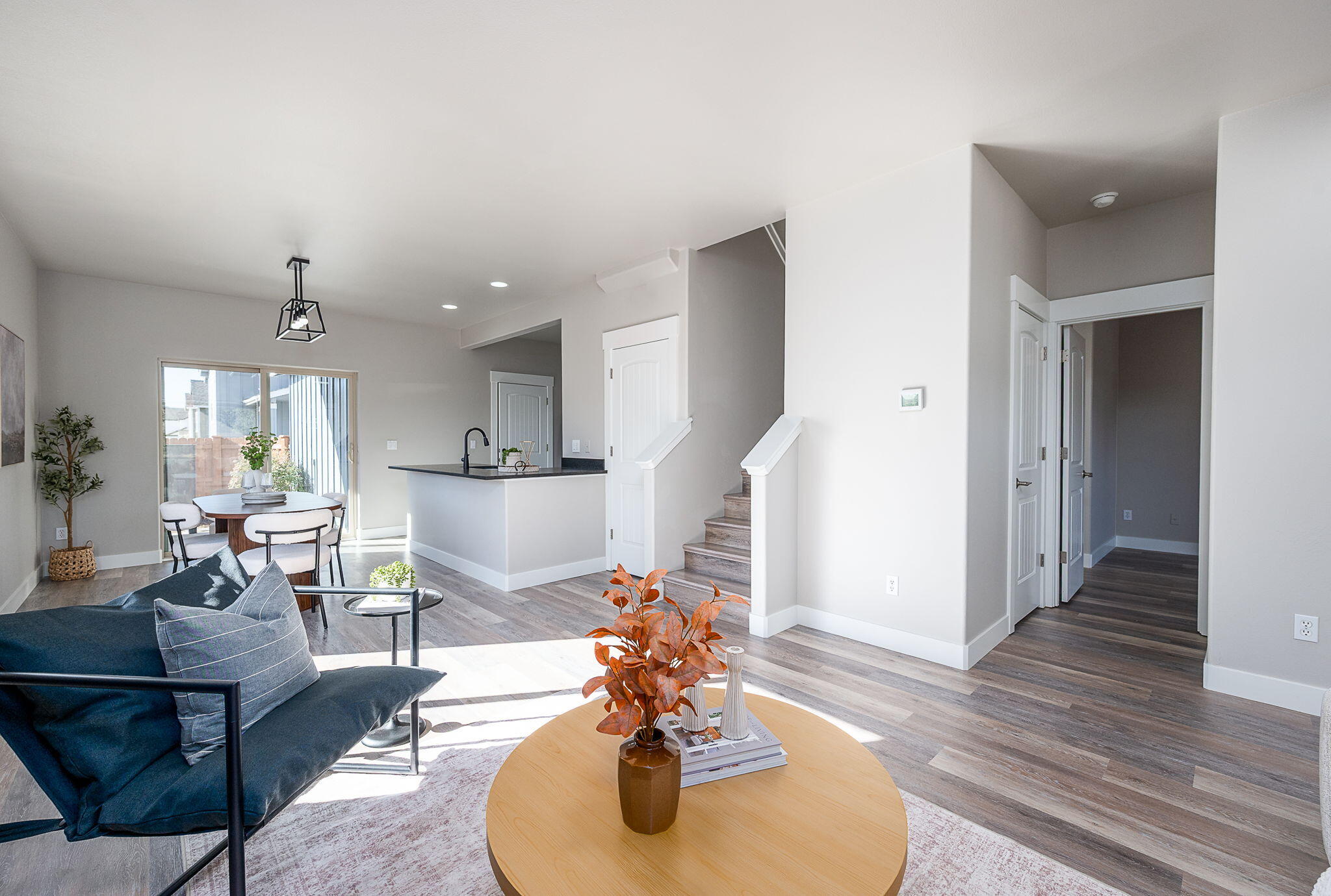 27th Street Crossing - Residential