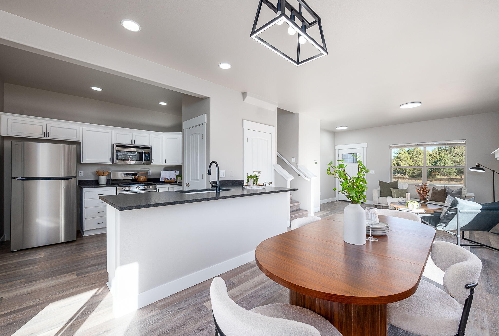27th Street Crossing - Residential