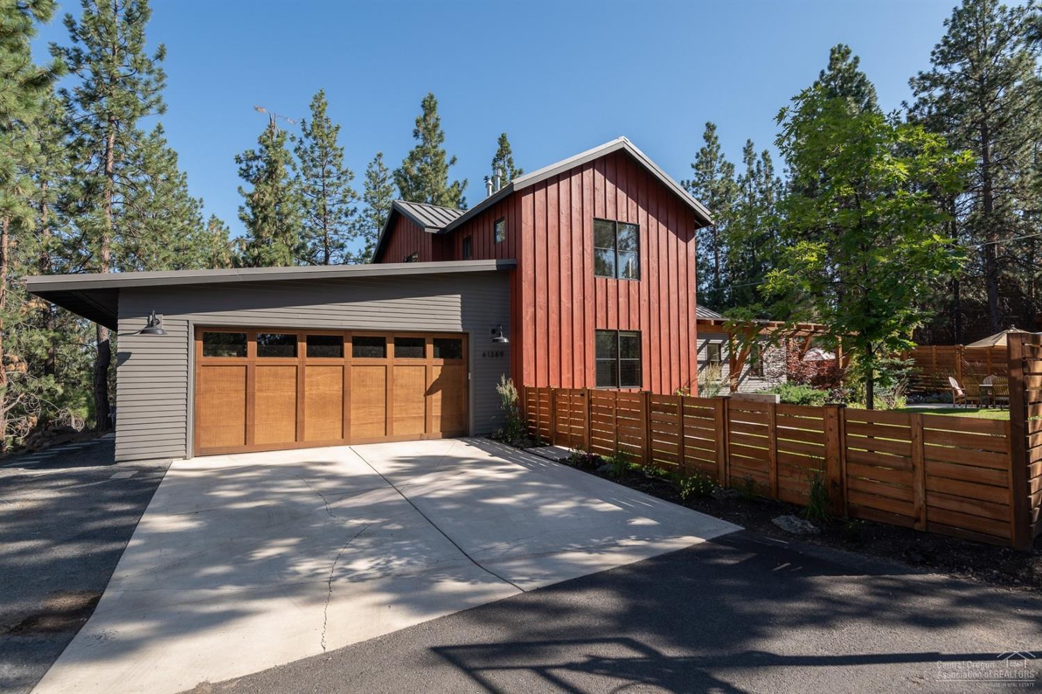 1st On The Hillsites - Residential