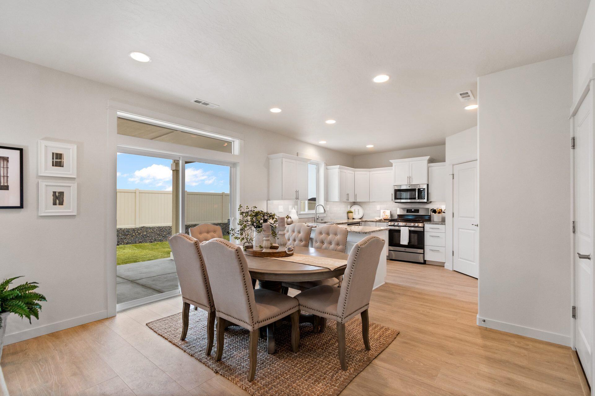 Mckenzie Meadow Vill - Residential