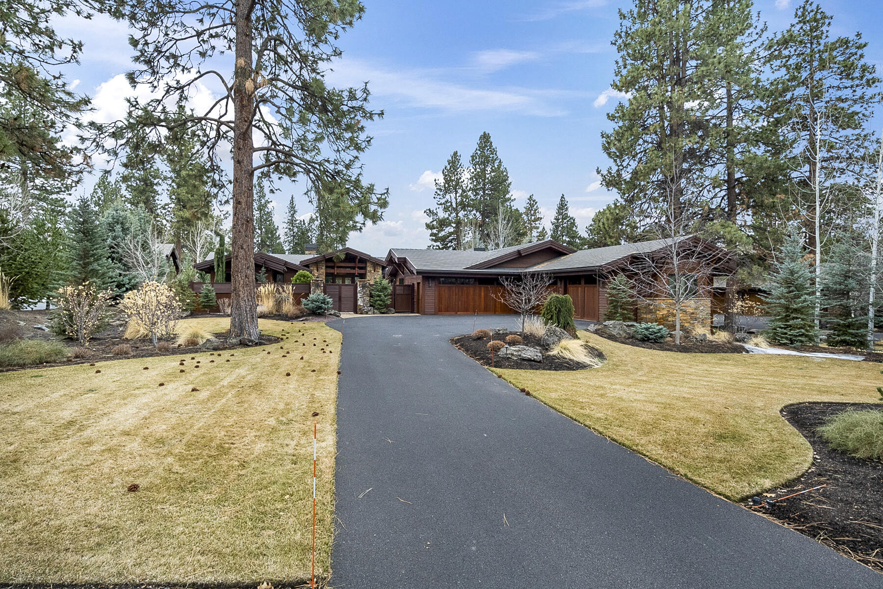 Broken Top - Residential
