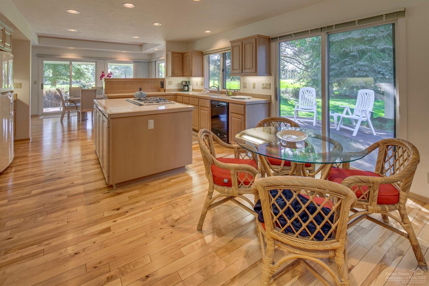 Fairway Point Villag - Residential