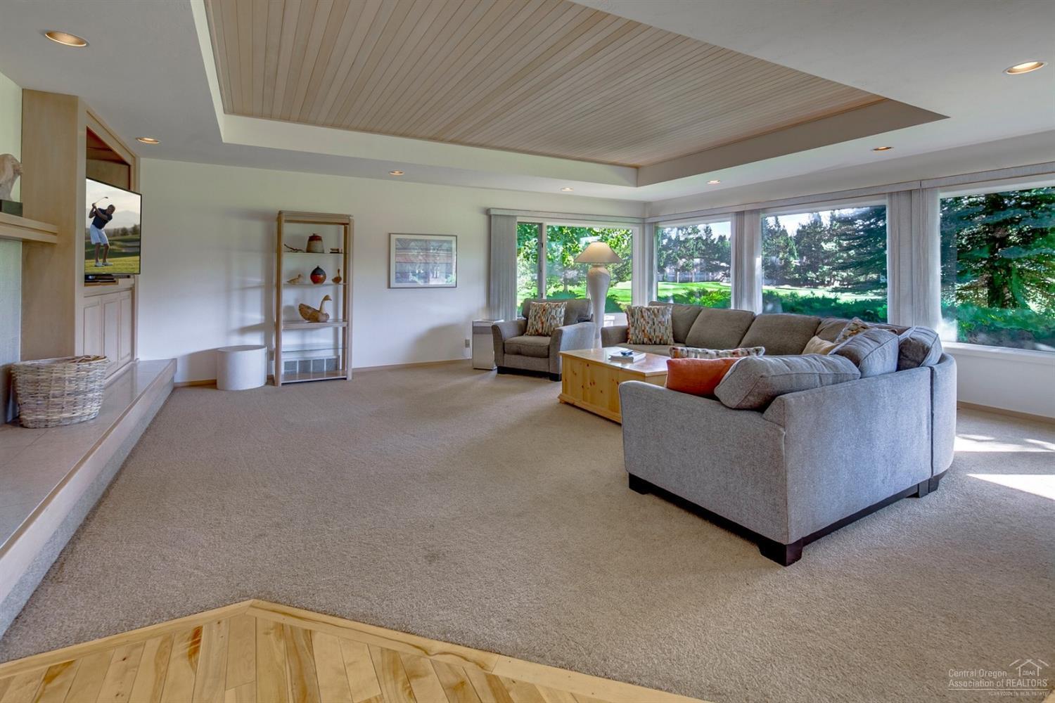 Fairway Point Villag - Residential