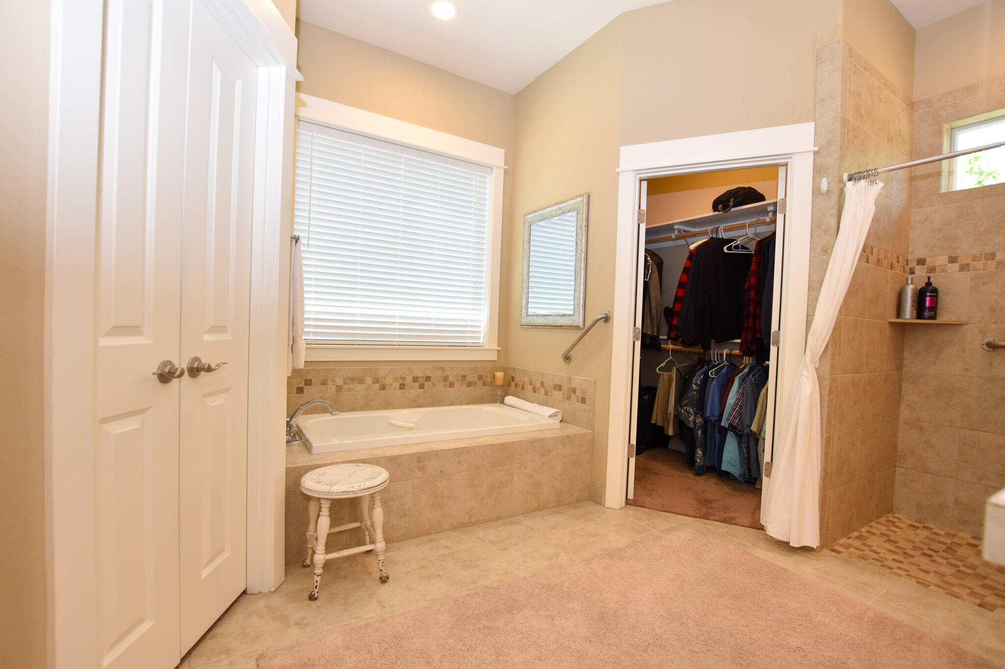 Ridge At Eagle Crest - Residential