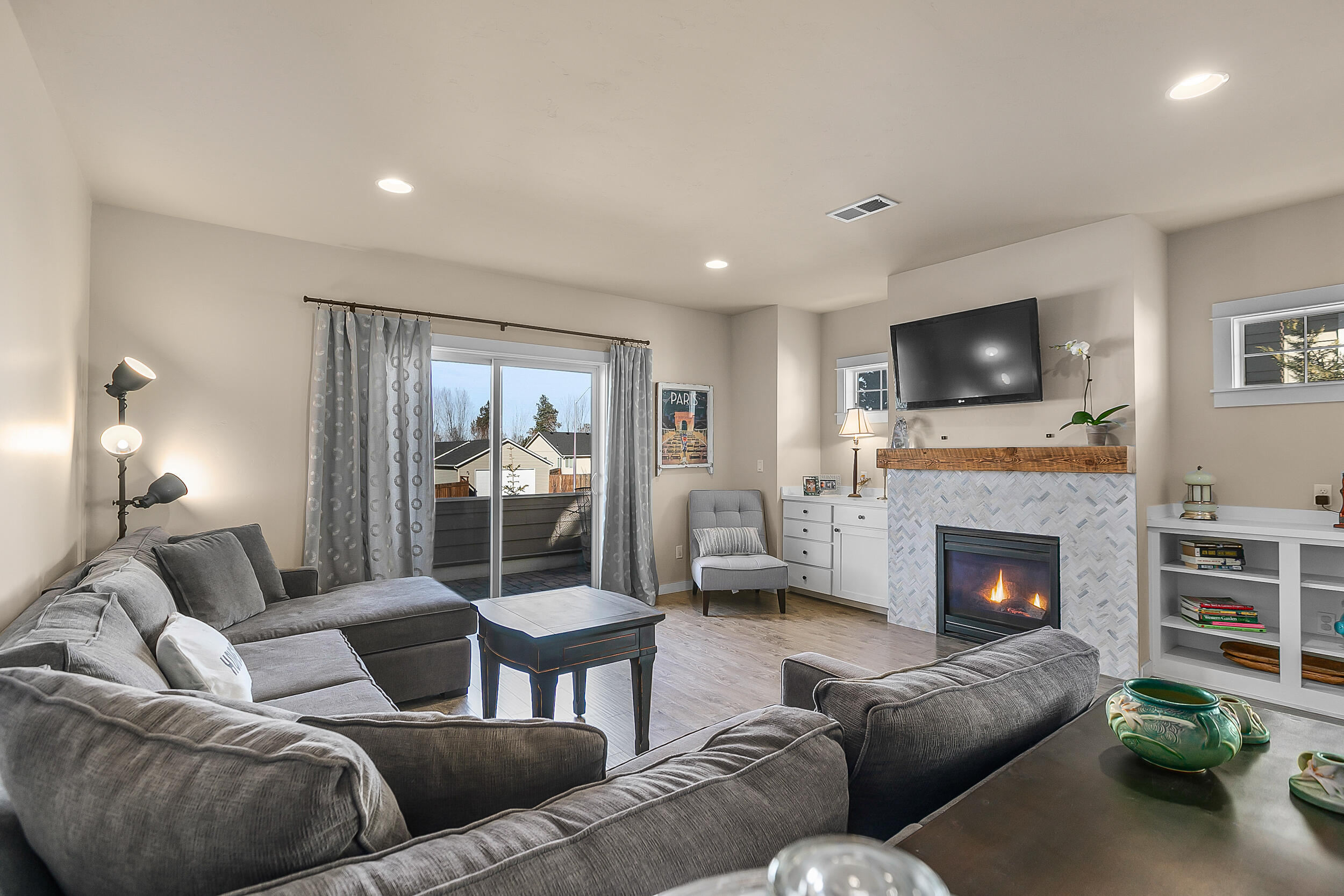 Hidden Hills - Residential