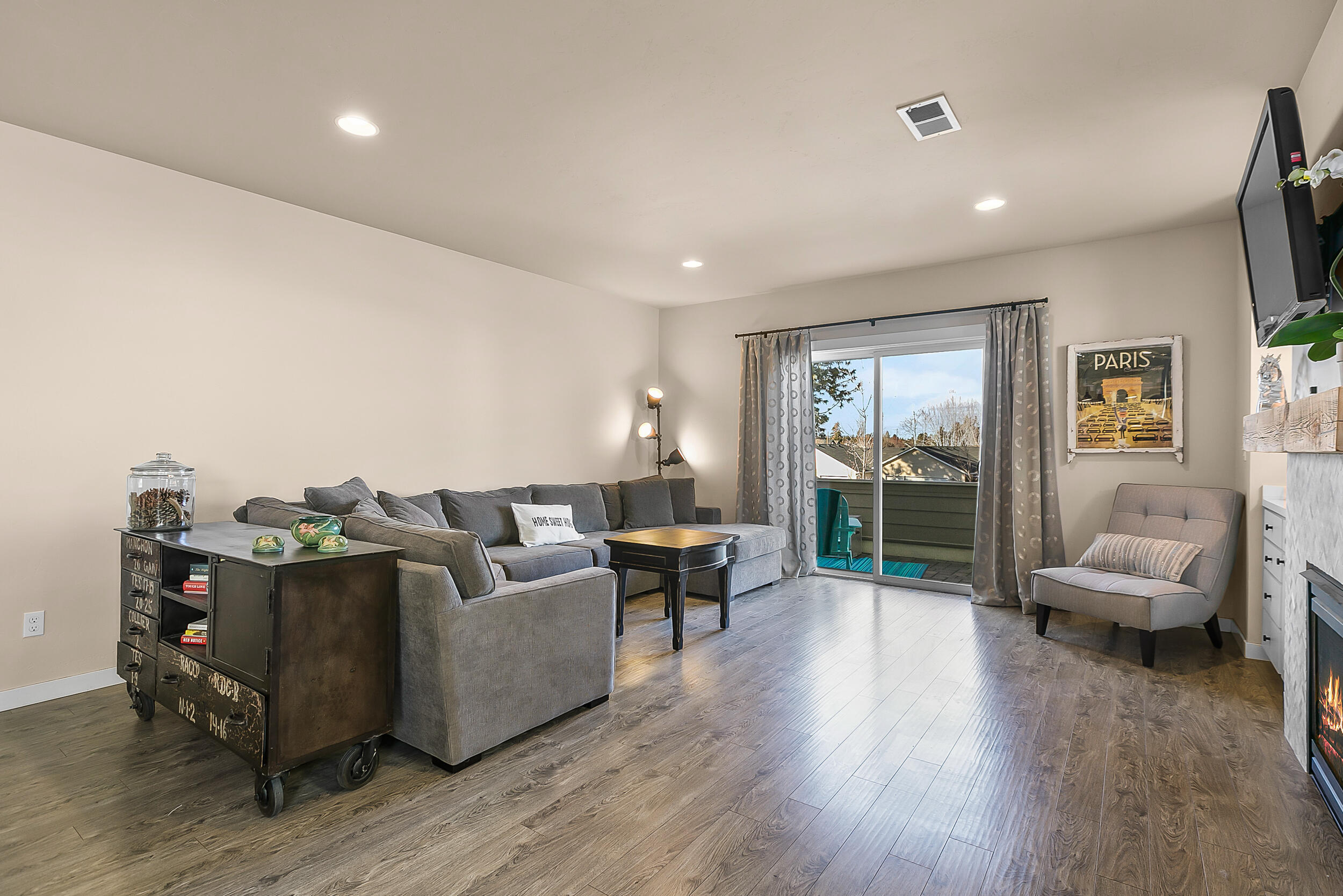 Hidden Hills - Residential