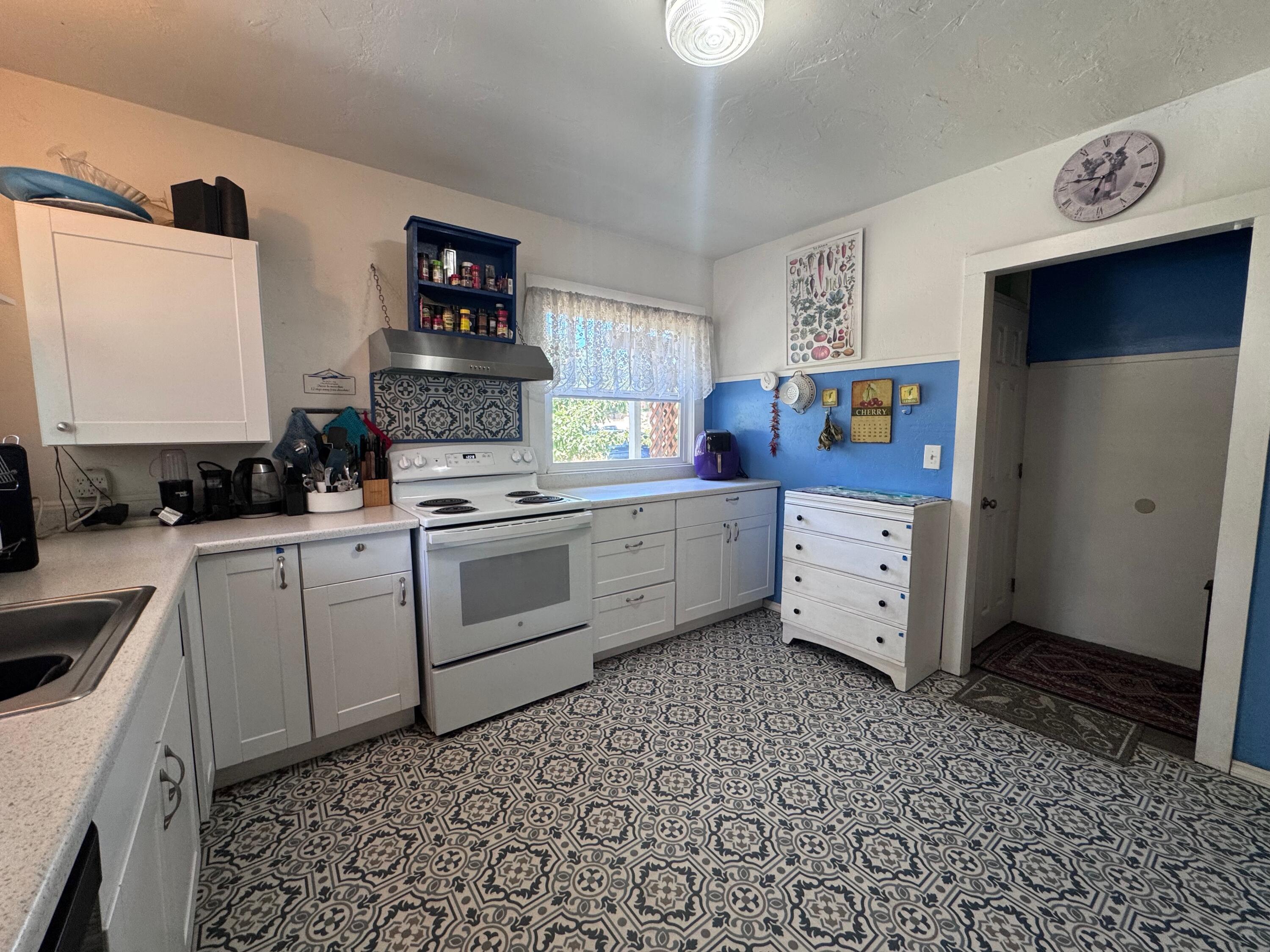 Klamath Falls -Nichols Addition - Residential Income