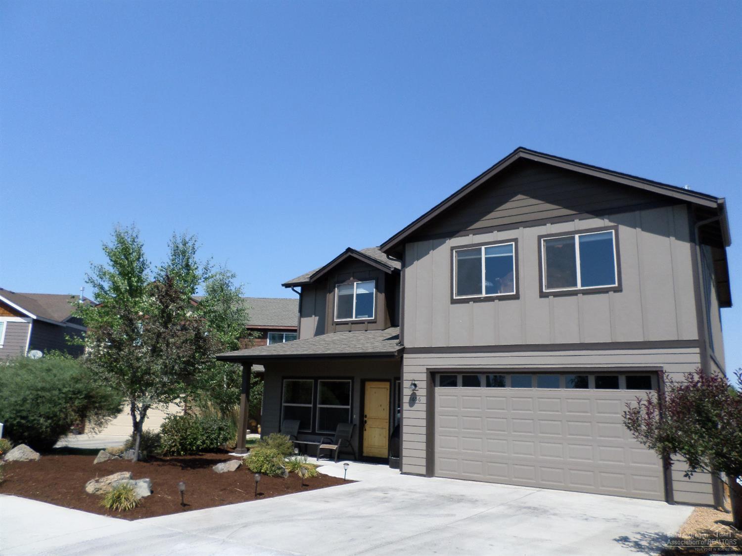 Beautiful 3 bed 2.5 bath home with Large Bonus Room upstairs. Slate entry, slate gas fireplace, tile counters, wood laminate flooring, gorgeous knotty Alder Cabinets, large pantry! Very spacious master suite w/ large bath & walk in closet! The other 2 bedrooms are quite large with the ability to have a second mini master and additional walk in closet. Quiet cul de sac location. Storage shed in back, low maintenance landscaping. MUST SEE