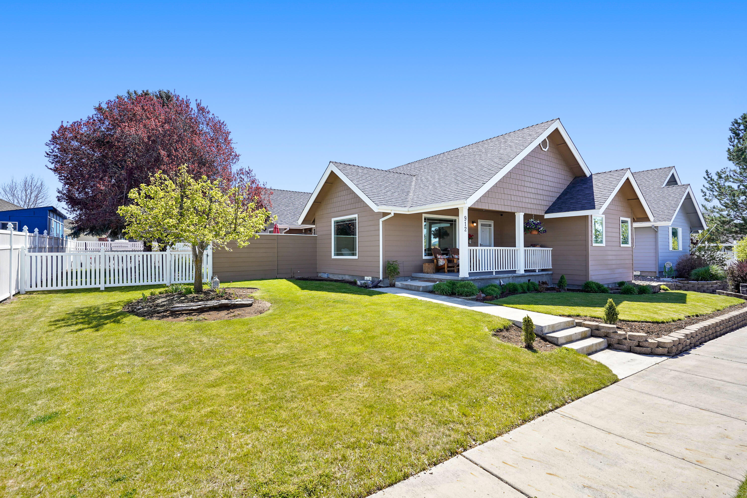 Pioneer Heights - Residential