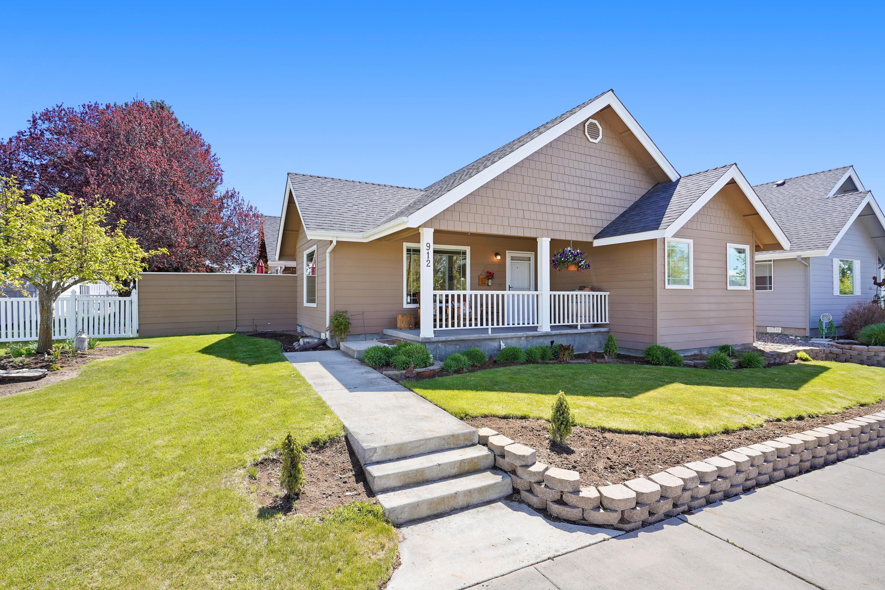 Pioneer Heights - Residential