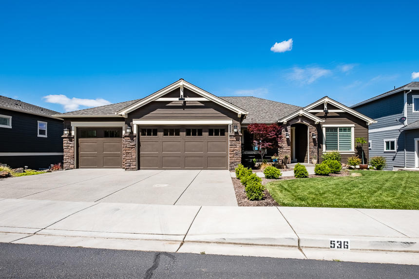 Bella Vista Heights Phases 1 & 2 - Residential