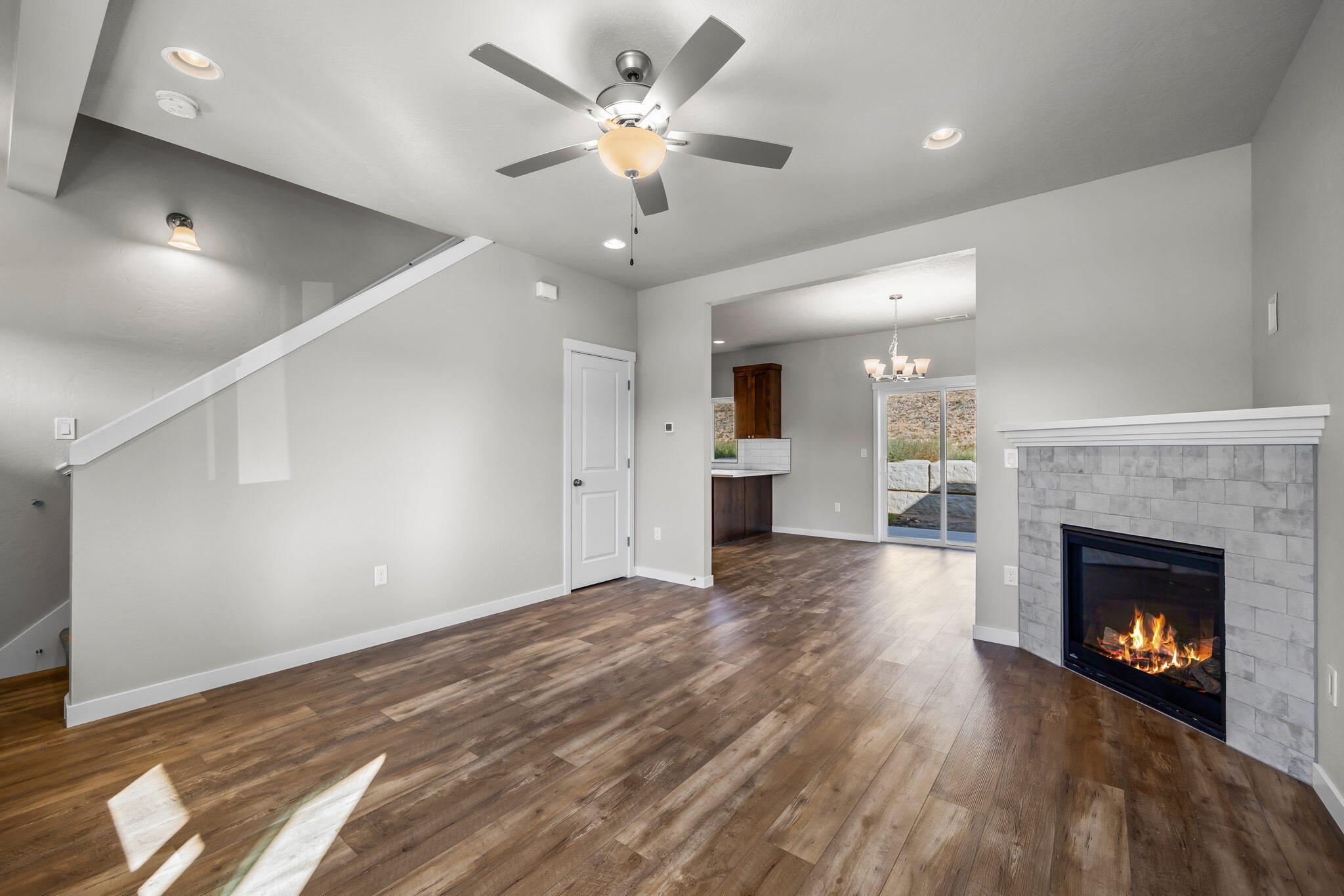 Stoneridge Terrace - Residential