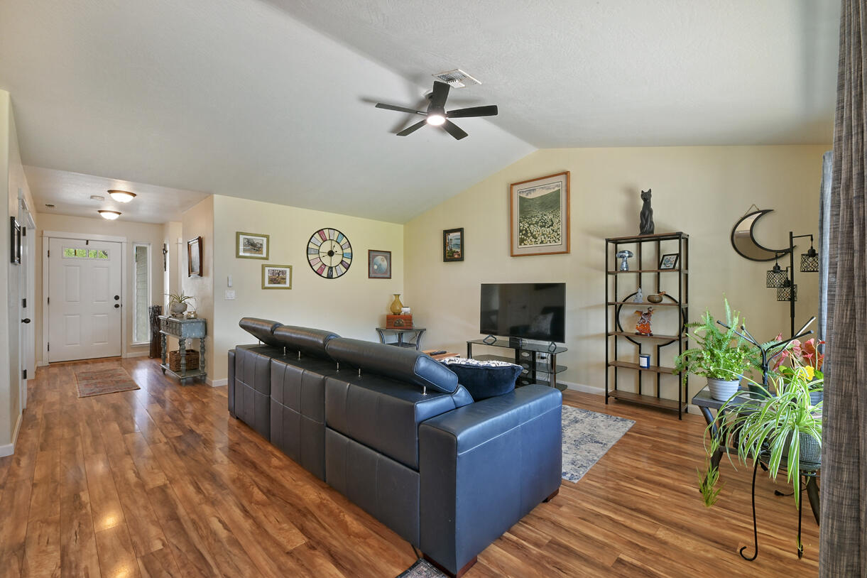 Pomeroy Park - Residential
