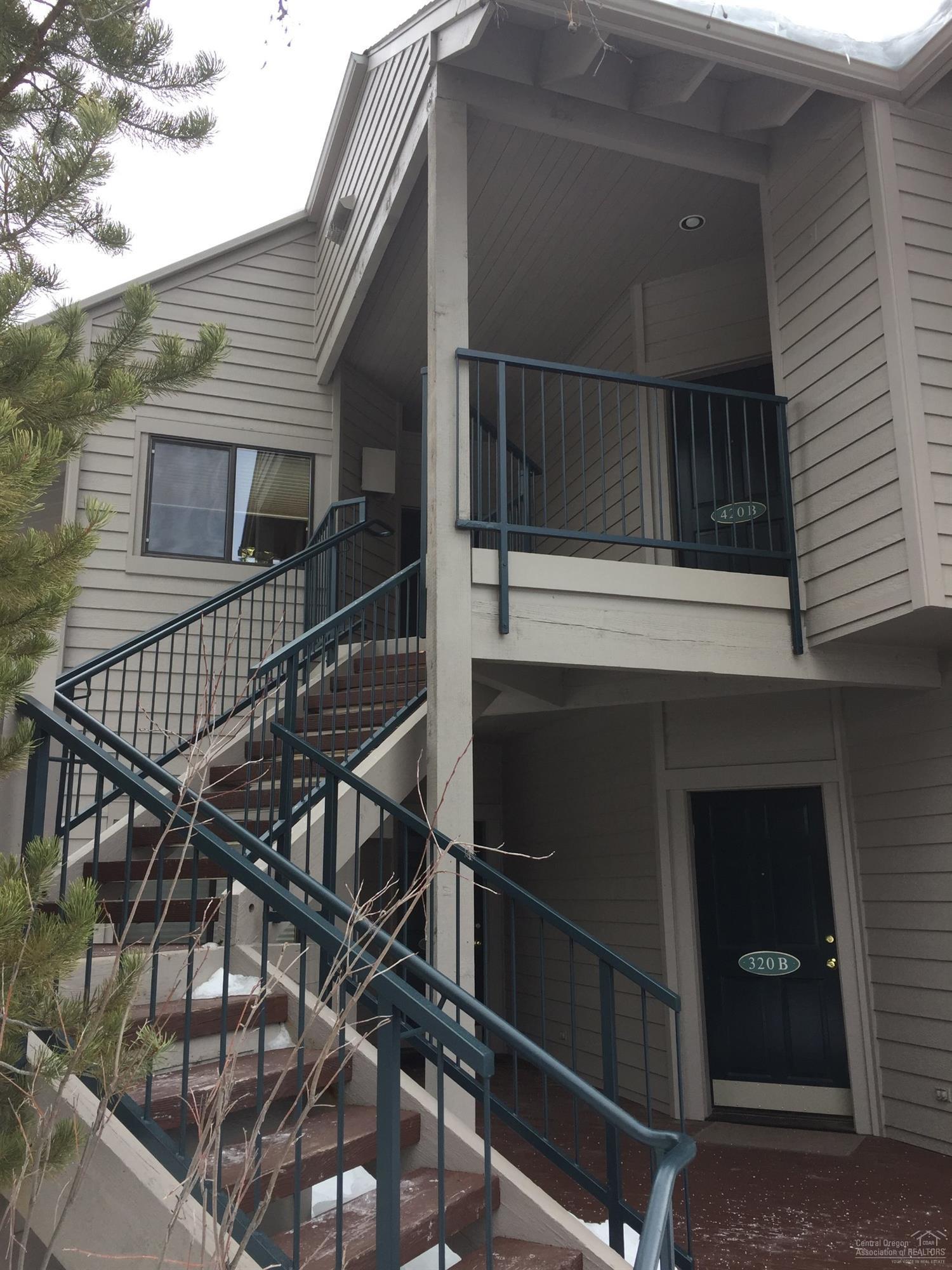 Beautiful condo at Mt. Bachelor Village that has been fully remodeled. Overlooks the Deschutes river, comes fully furnished, has all of the amenities of Mt. Bachelor Village. Enjoy the pool, hot tub, clubhouse and access to the river trail. On the road to Mt. Bachelor and close to downtown and the Old Mill District. This is 10 rotating weeks Monday - Monday. Sorry, no pets allowed.