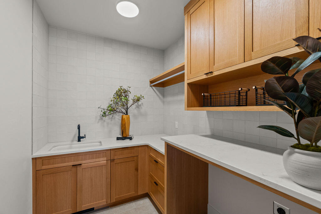 Discovery West Phase 4 - Residential