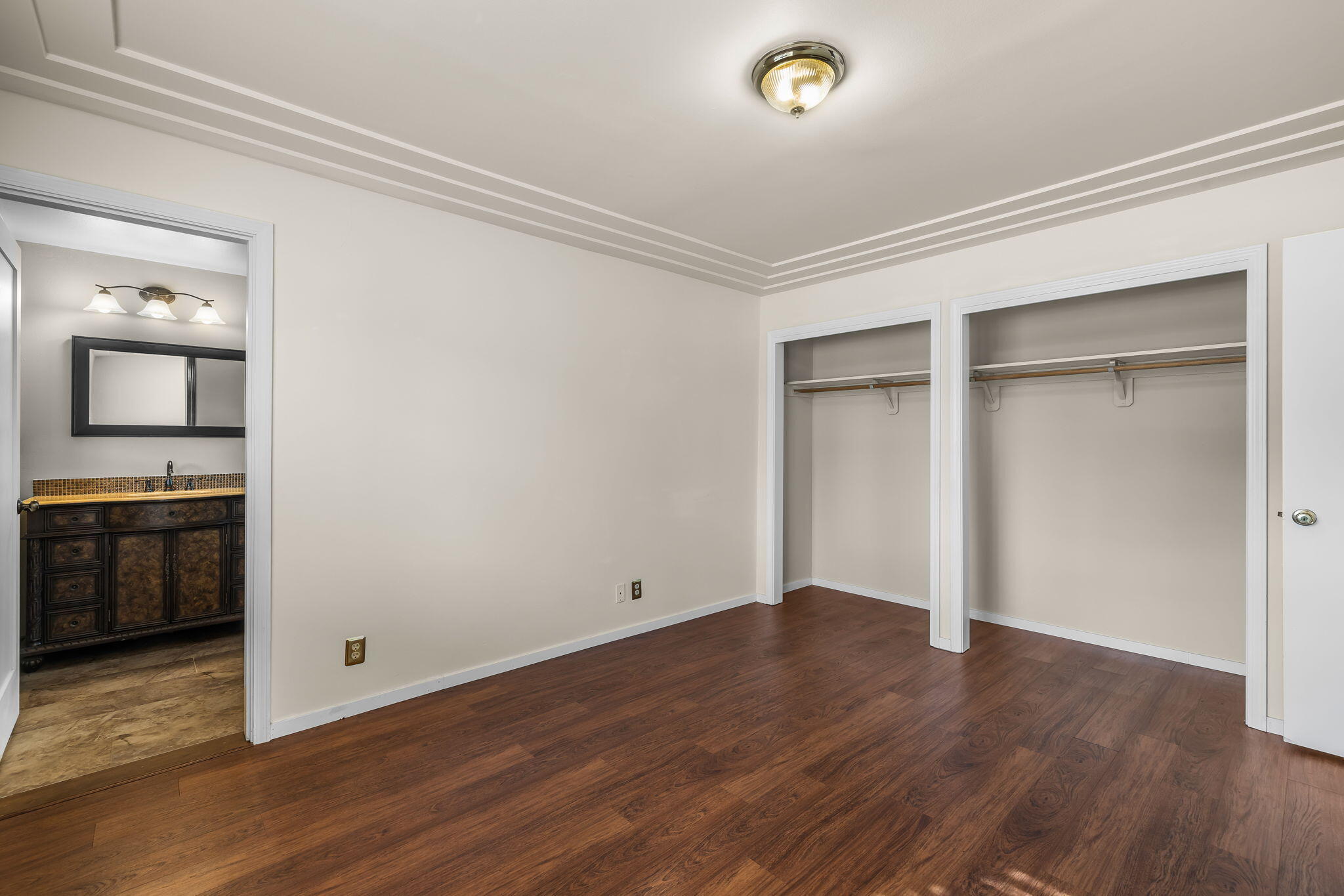 Kenwood - Residential Income