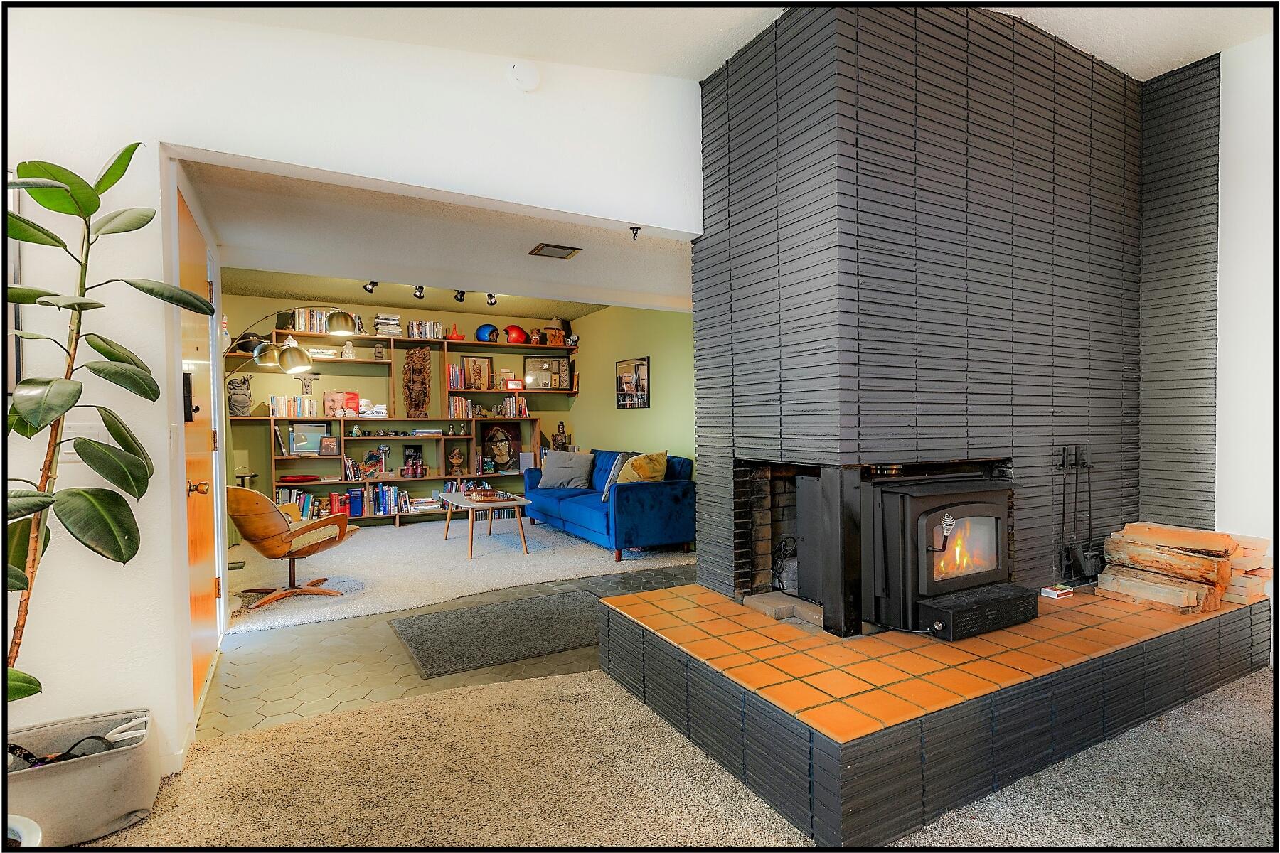 Blossom Hill Terrace Unit No 1 - Residential