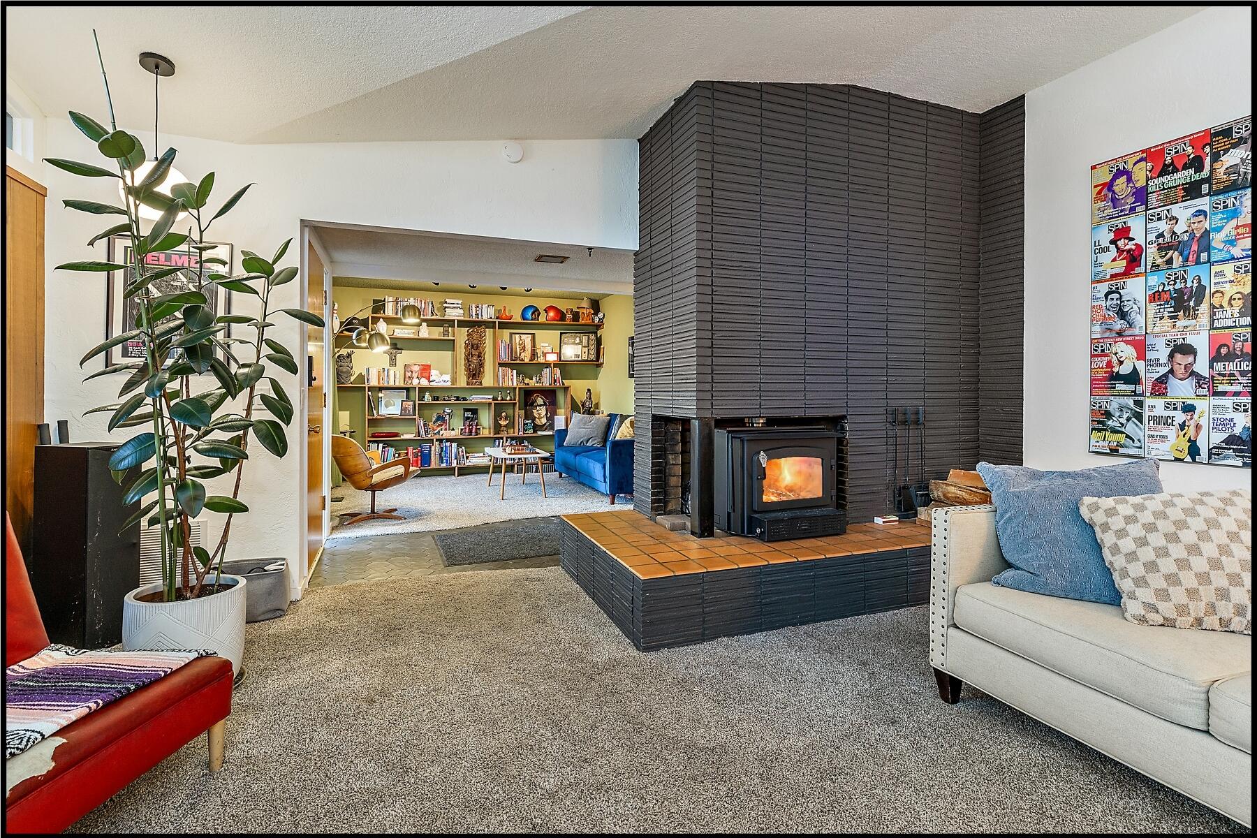 Blossom Hill Terrace Unit No 1 - Residential