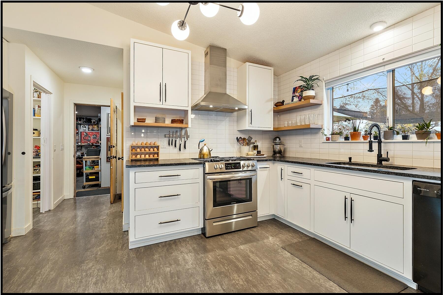 Blossom Hill Terrace Unit No 1 - Residential