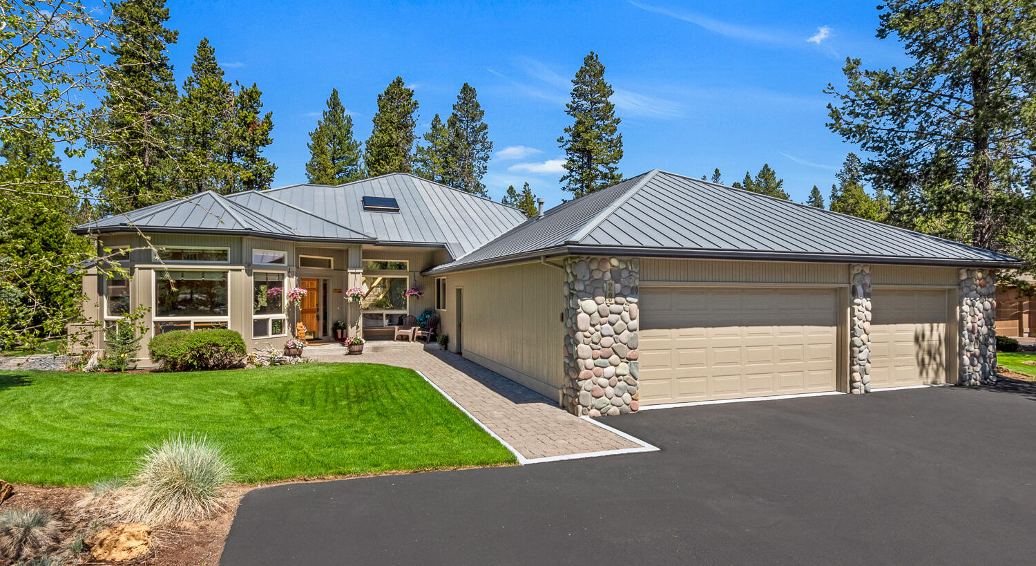 Sunriver home w/stunning views of nature from nearly every window. This home backs directly to the Deschutes National Forest, providing access to pristine wilderness. As you enter, you'll find a front room flex space w/closet, ideal for an office or guest rm. The great rm features a FP, built-ins & coffered ceilings. The kitchen is equipped w/SS appliances including a built-in dbl oven & gas cooktop. The quartzite counters are complemented by a lg eating bar. The main lvl primary suite offers patio access & a spacious bathroom w/2 separate sinks, soak tub, walk-in shower & WIC. Upstairs, you'll find 3 more bedrms & easy attic access. Garage w/heated shop & storage rm. Metal roof, security system, central vac, & sprinkler system in both front/back. Community services: Tennis, Pickelball, parks, 40mi+ of paved walk/bike paths, horseback riding, pools, water park, hiking trails, golf, fishing, boating, shopping, community medical & law enforcement services.