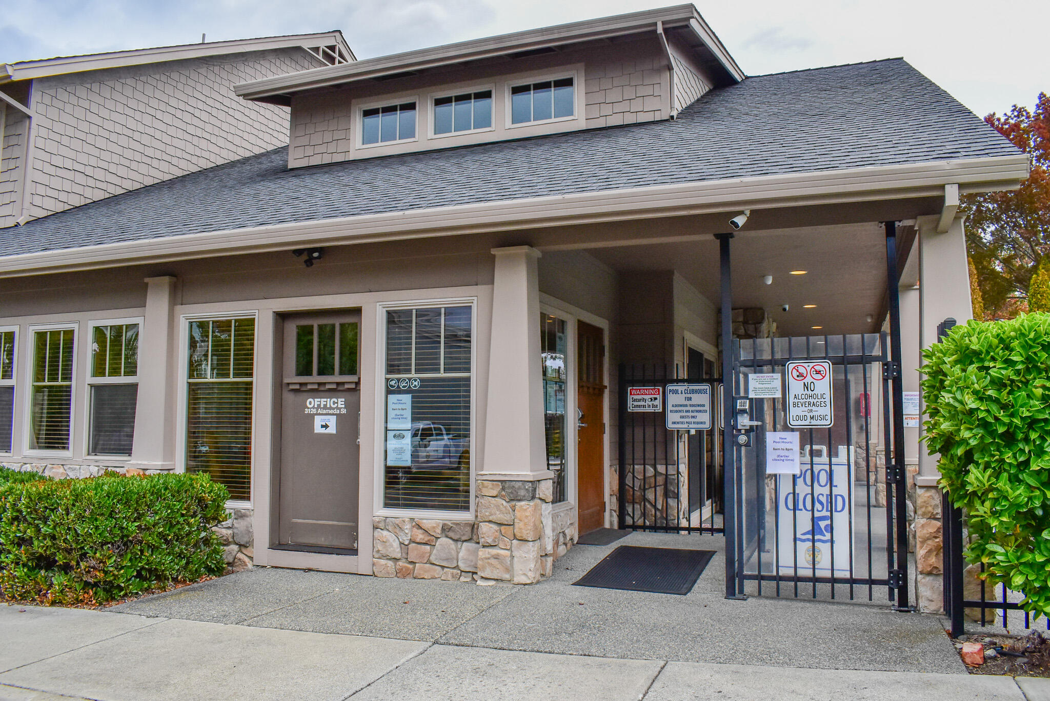 Alderwood Townhomes - Residential
