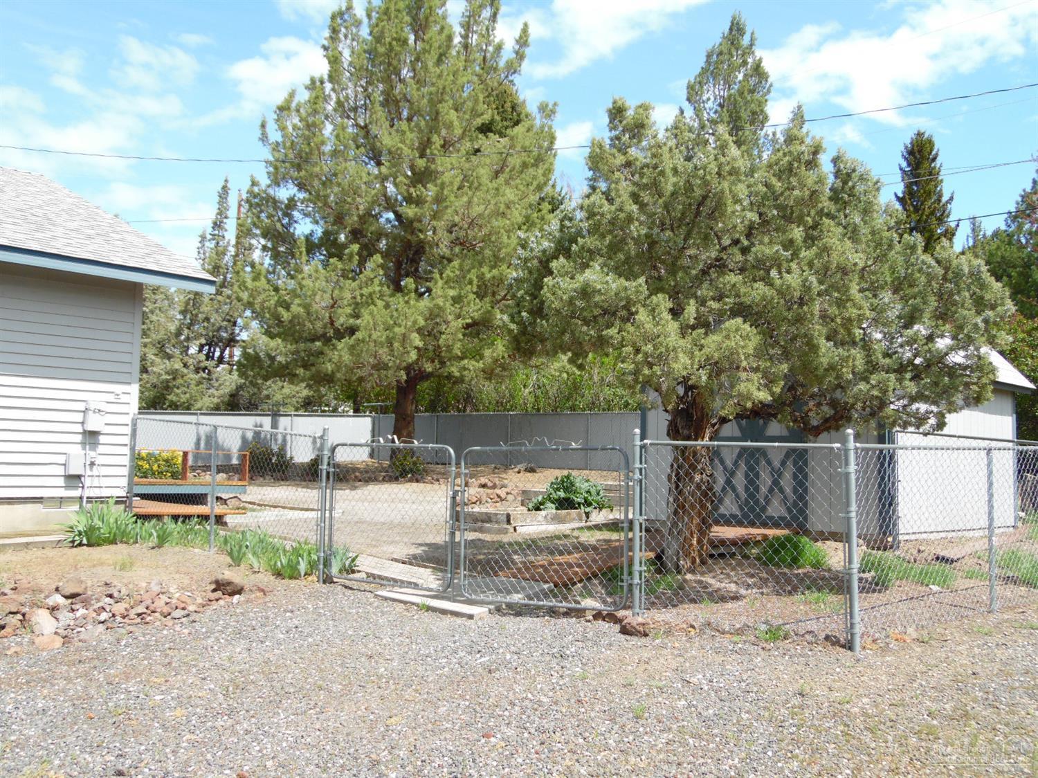 Hunts Three Sisters - Residential