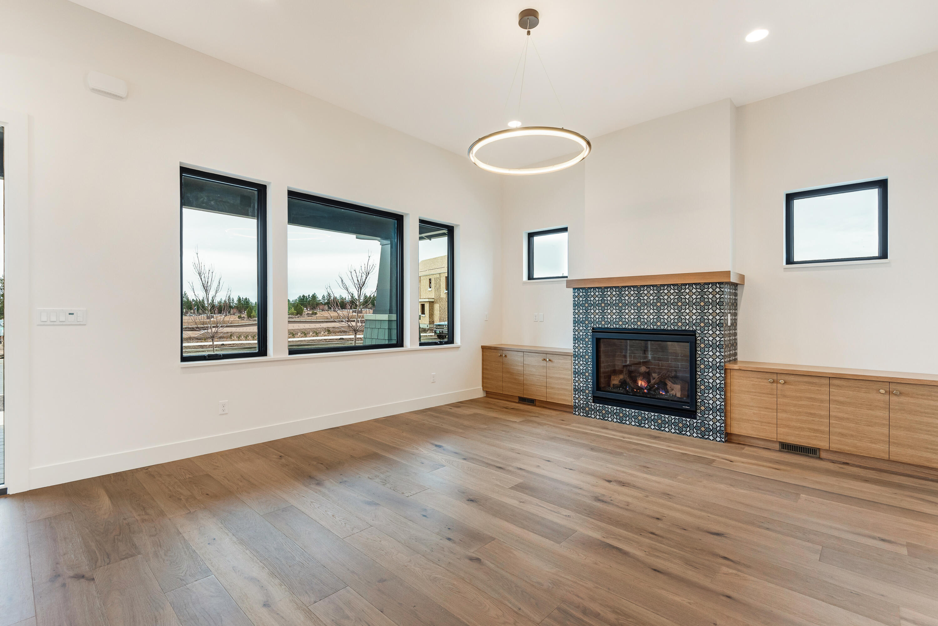 Discovery West Phase 4 - Residential