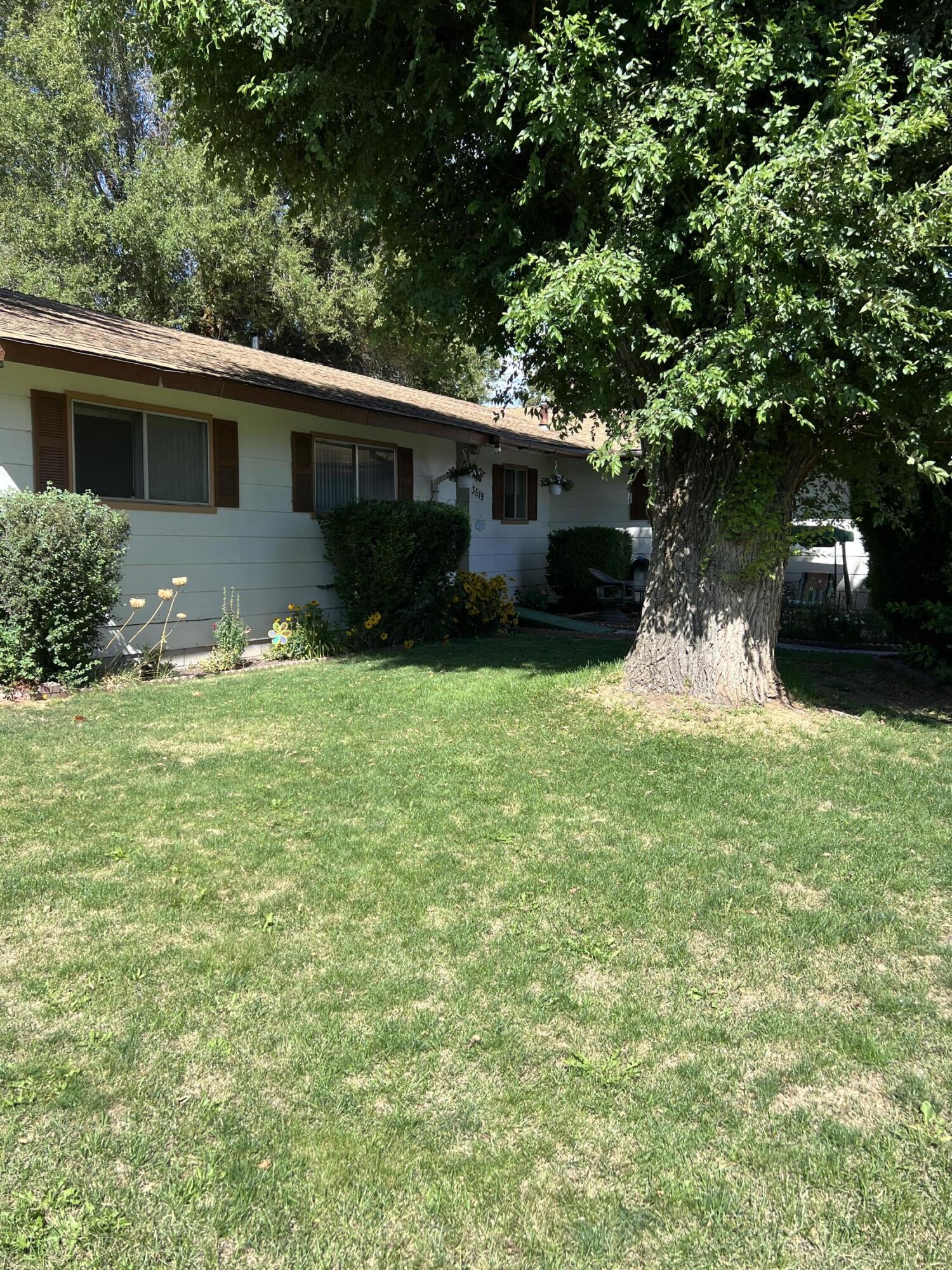 Altamont Acres - Residential