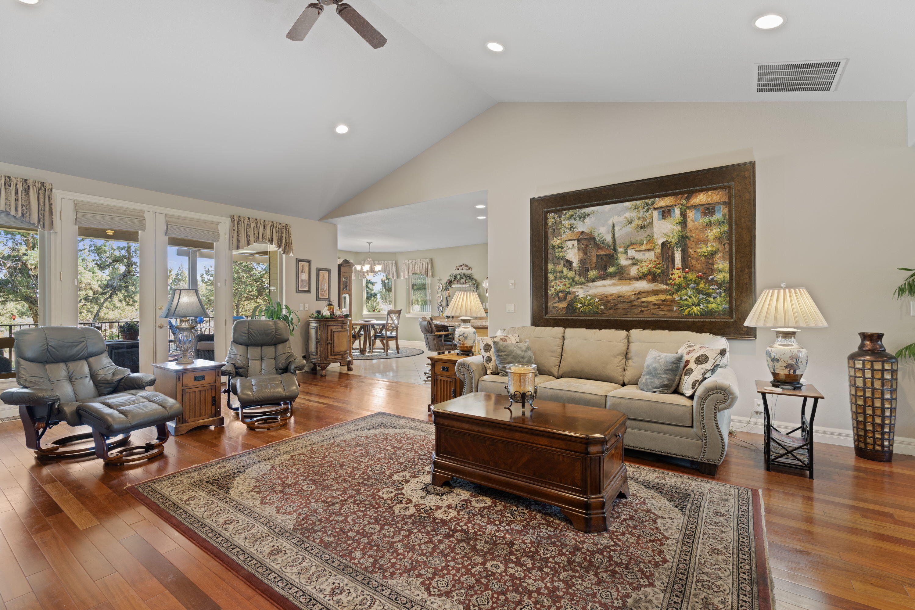 Eagle Crest - Residential