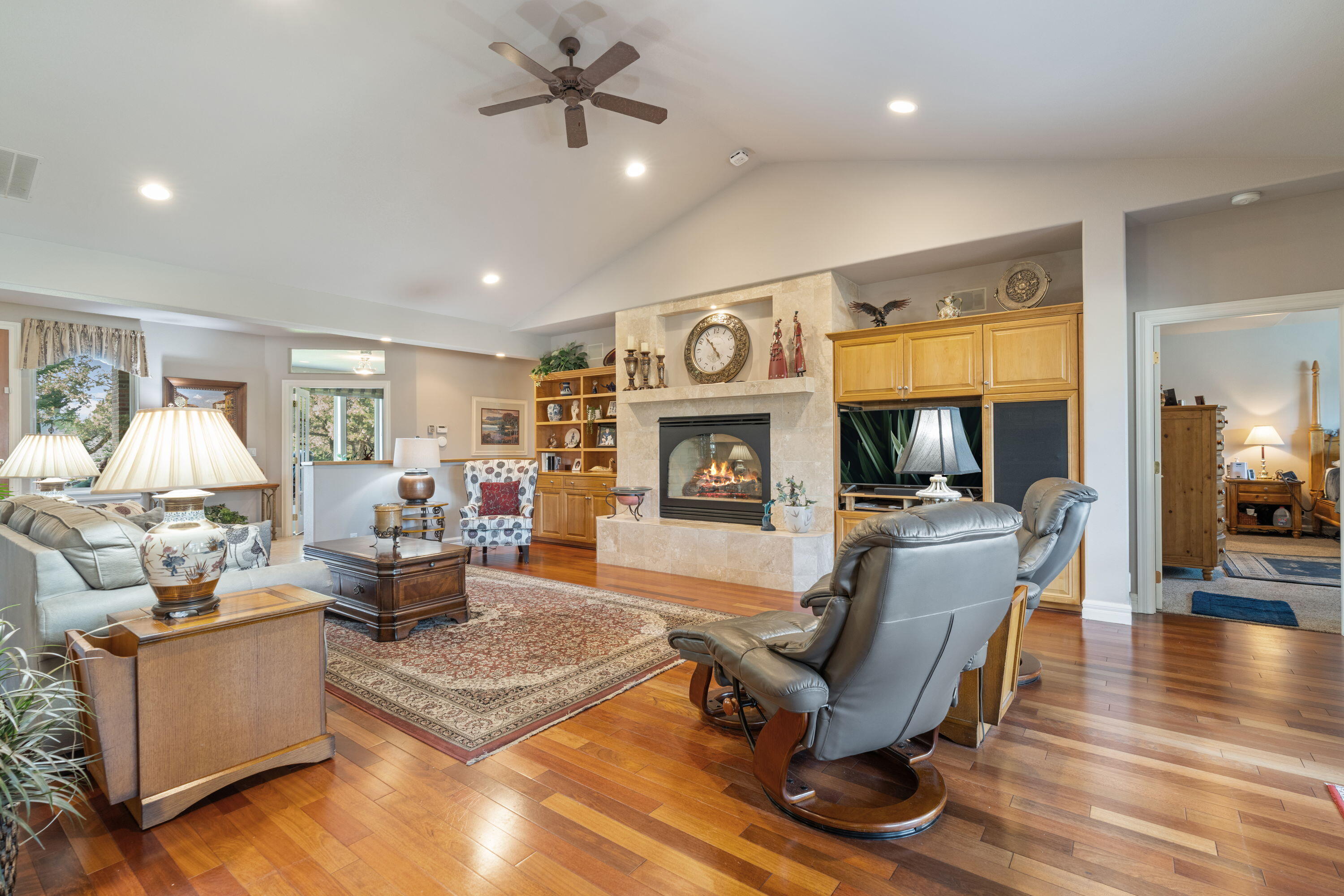 Eagle Crest - Residential