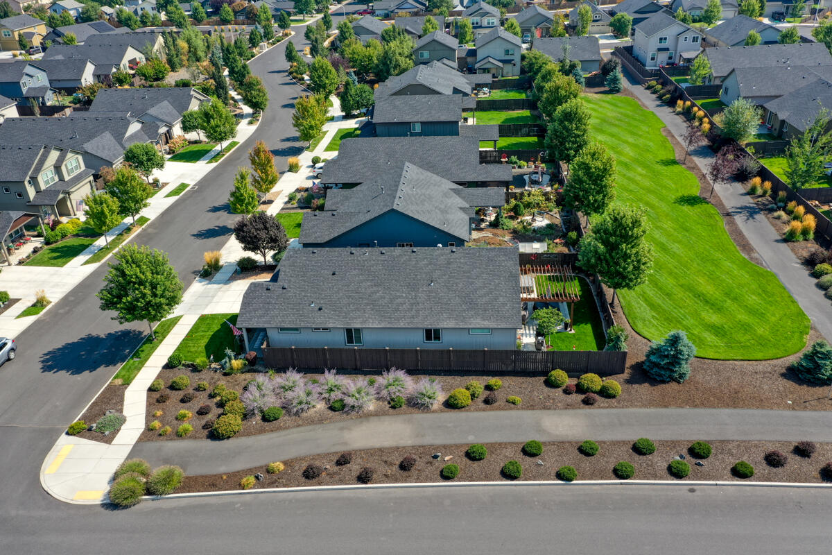 Maple Meadows - Residential