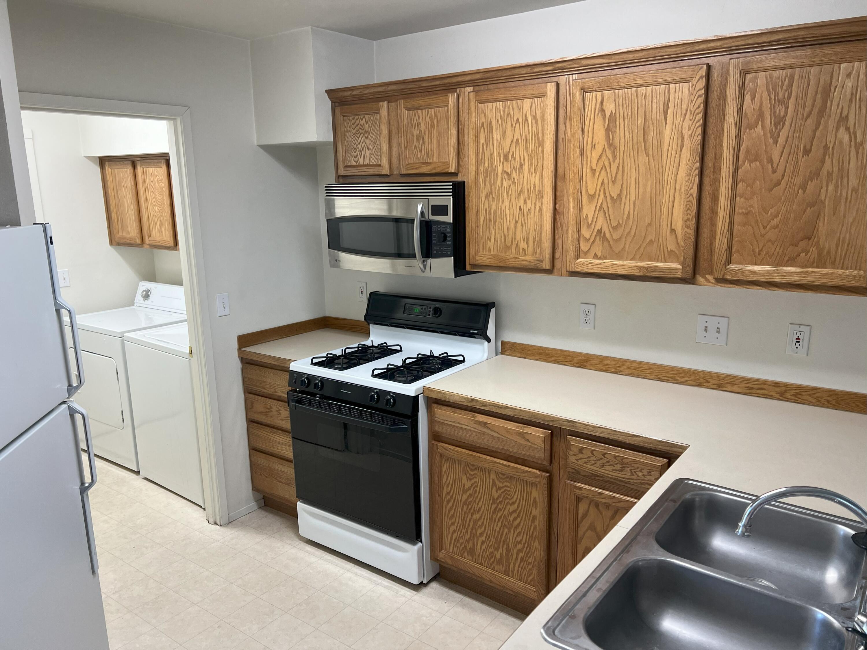 Pilot Butte Park Est - Residential Income