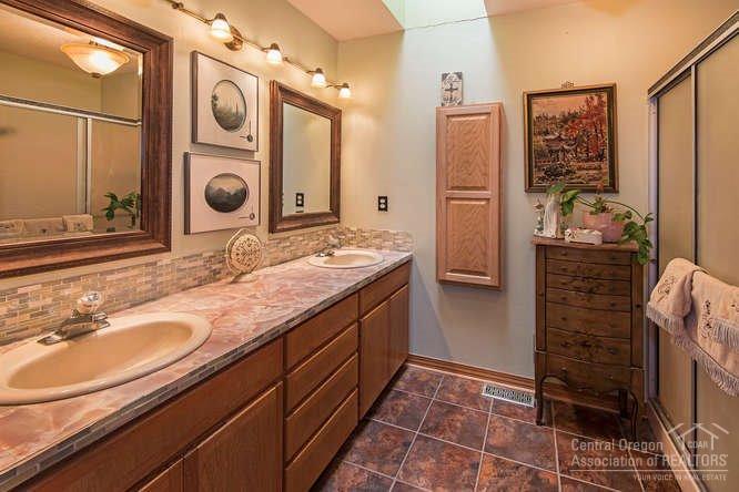 Madras Ranchos - Residential