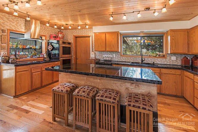 Madras Ranchos - Residential