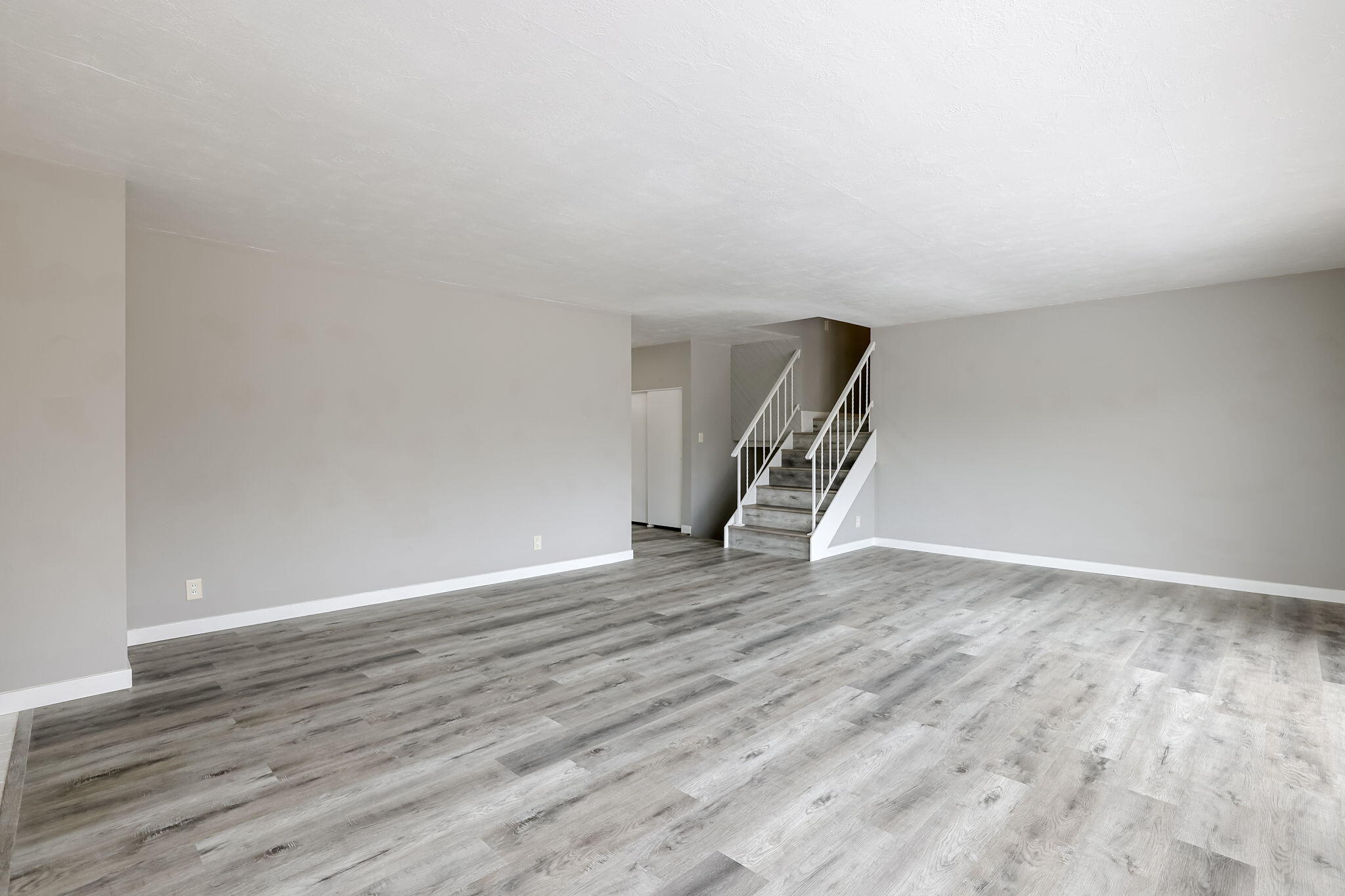 CLAJ - Residential
